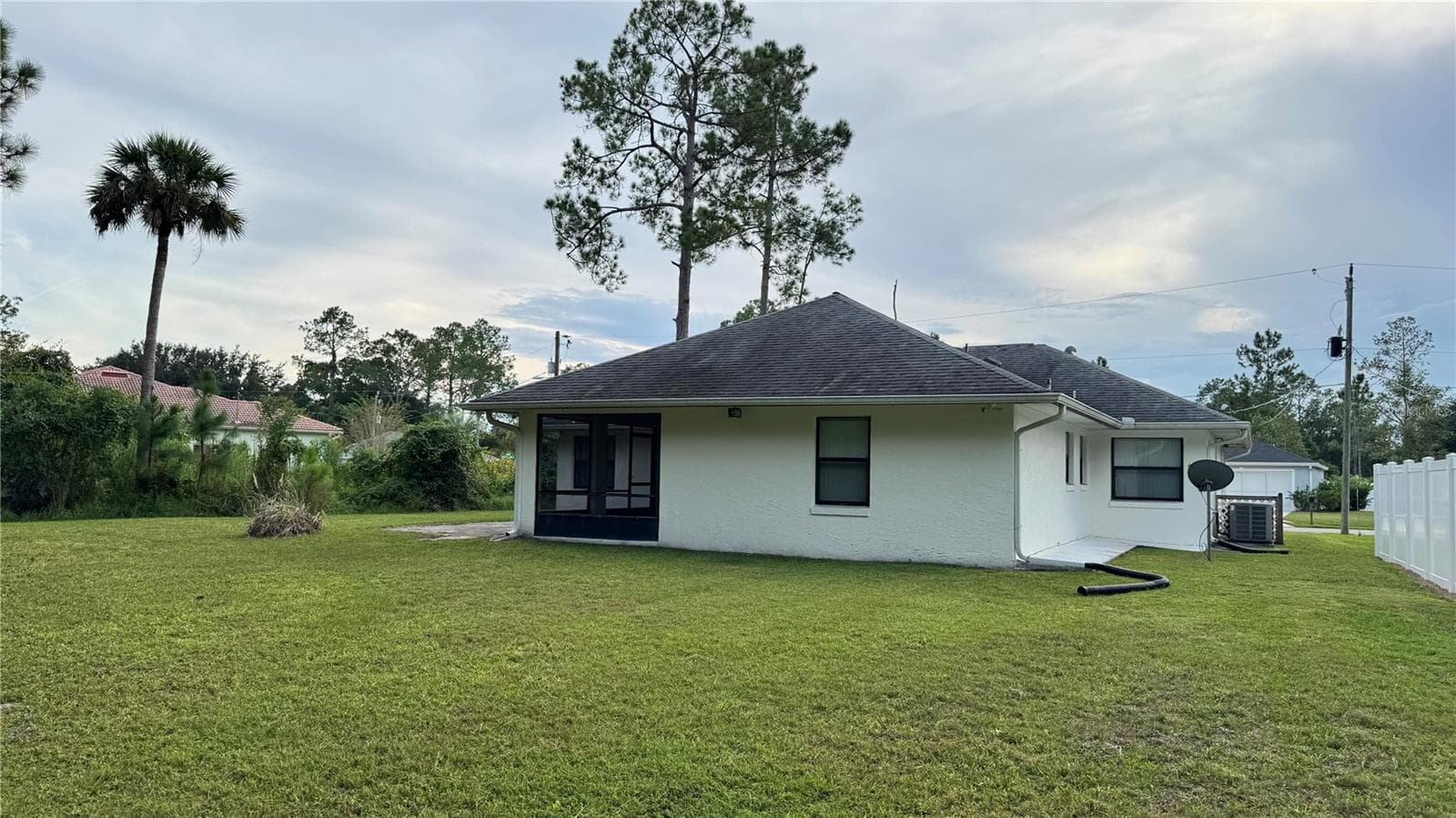 Single Family Residence at 29 WHITE DEER LN, PALM COAST, photo 30 of 42