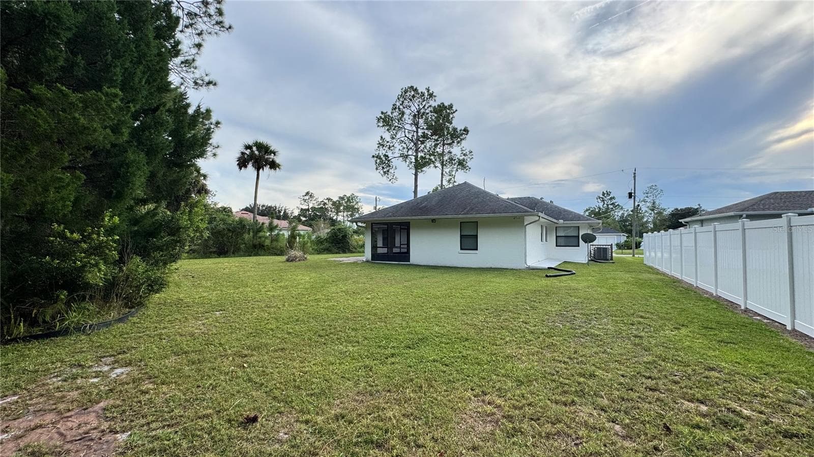 Single Family Residence at 29 WHITE DEER LN, PALM COAST, photo 35 of 42