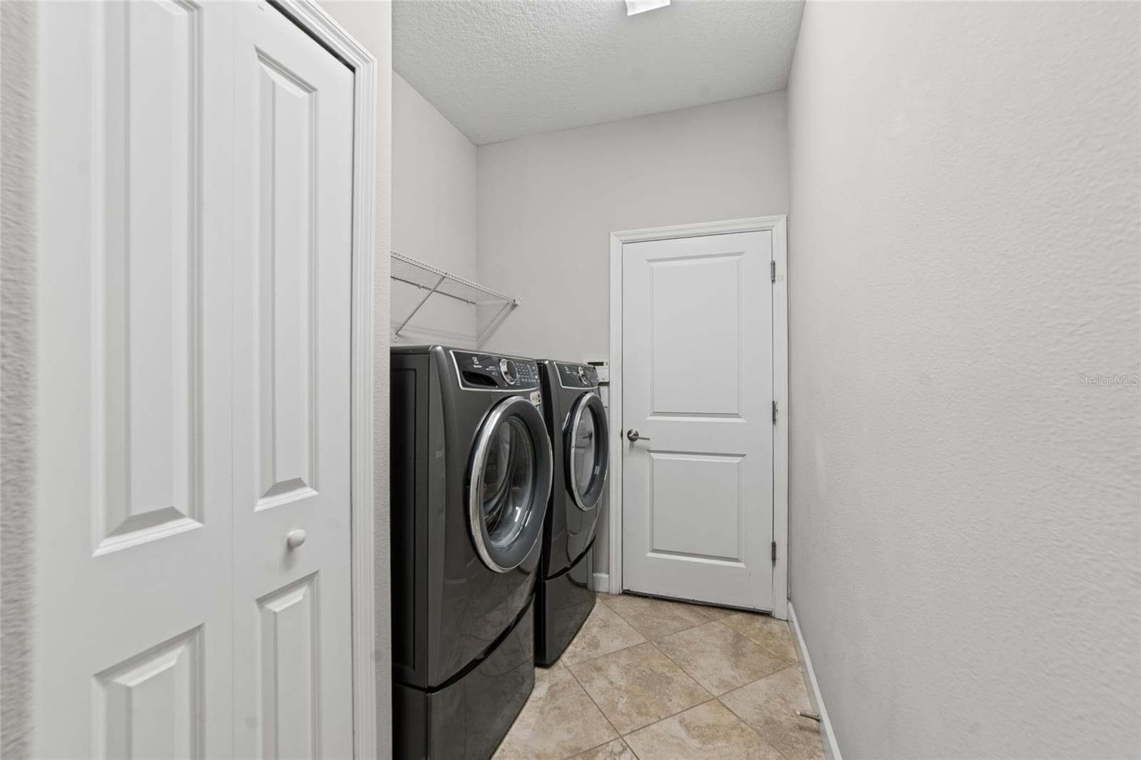 Single Family Residence at 9912 SMARTY JONES DR, RUSKIN, photo 22 of 43