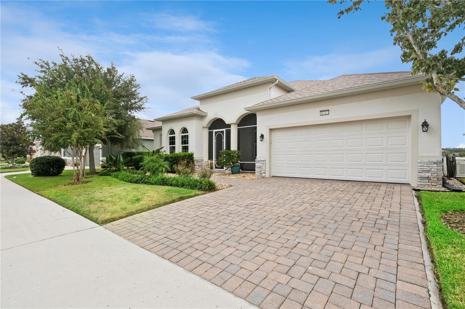 Single Family Residence at 8712 BRIDGEPORT BAY CIR, MOUNT DORA, photo 3 of 90