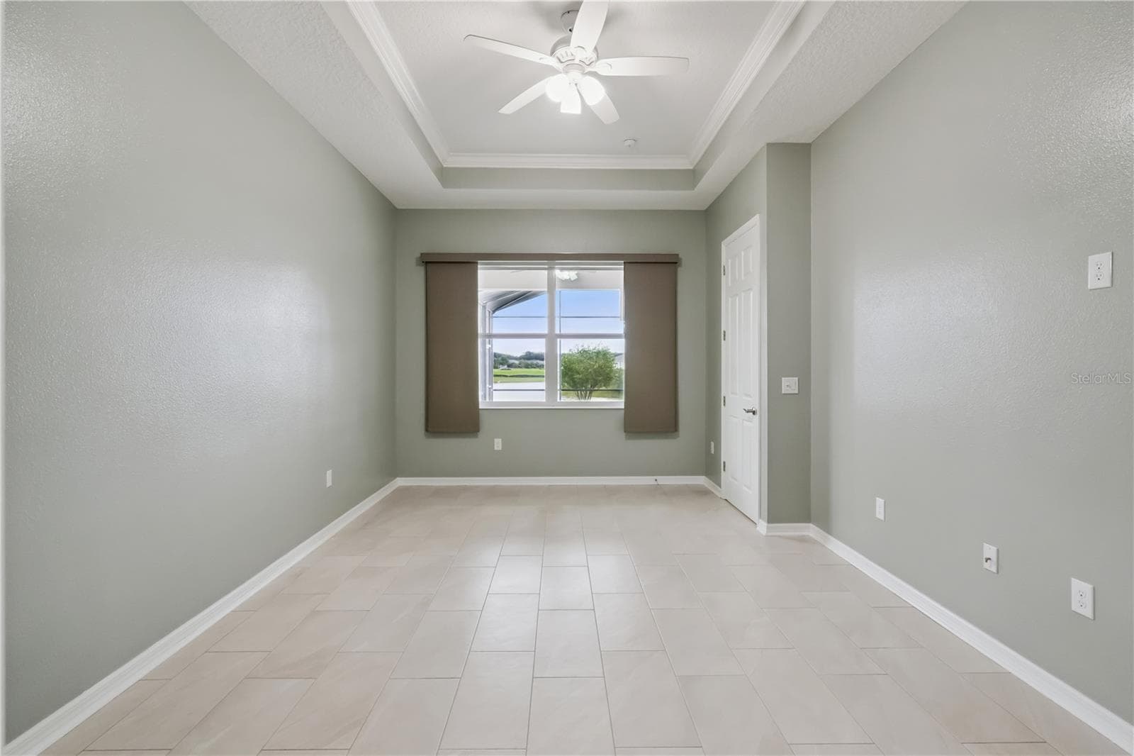 Single Family Residence at 8712 BRIDGEPORT BAY CIR, MOUNT DORA, photo 21 of 90