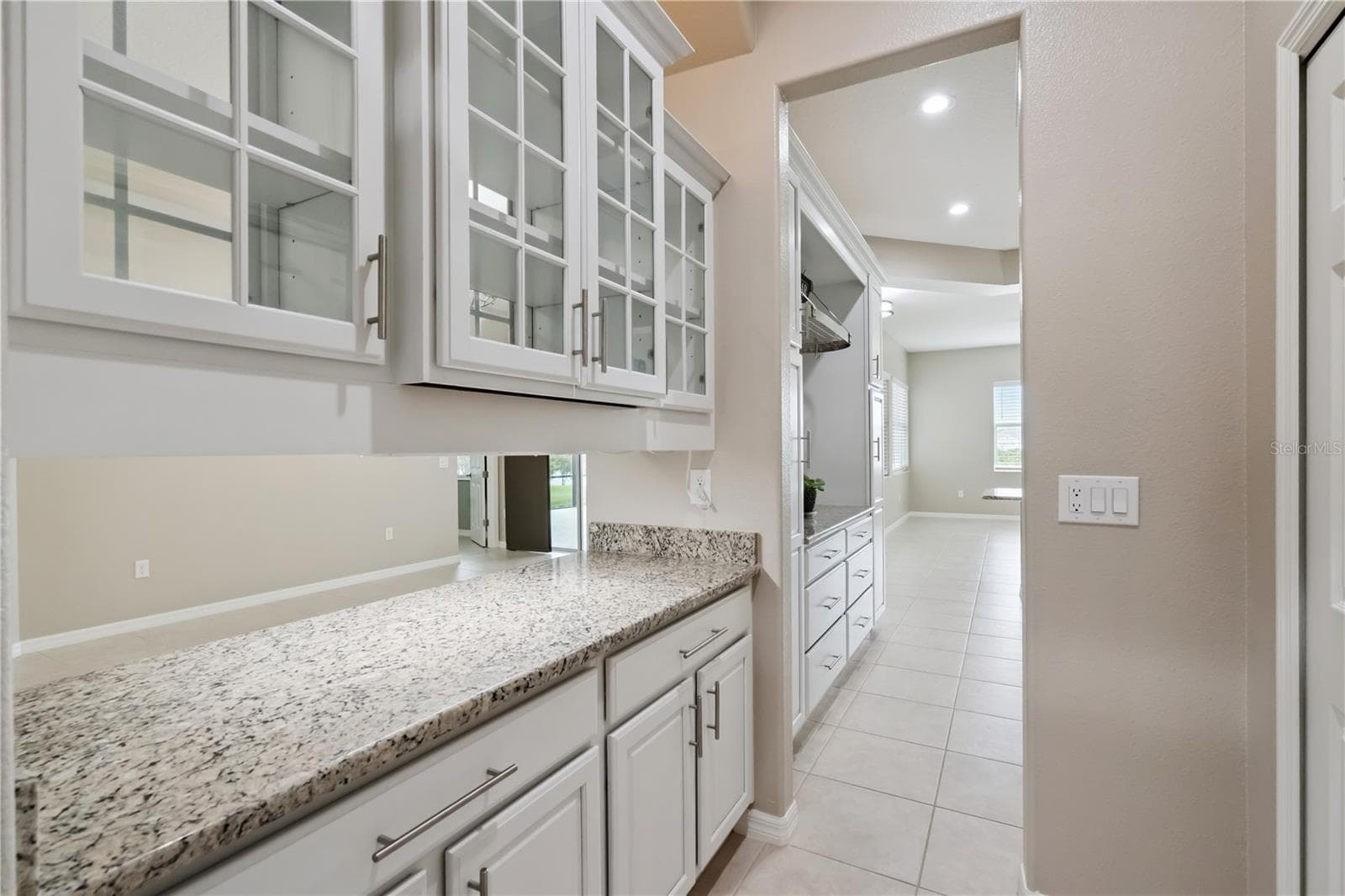 Single Family Residence at 8712 BRIDGEPORT BAY CIR, MOUNT DORA, photo 31 of 90