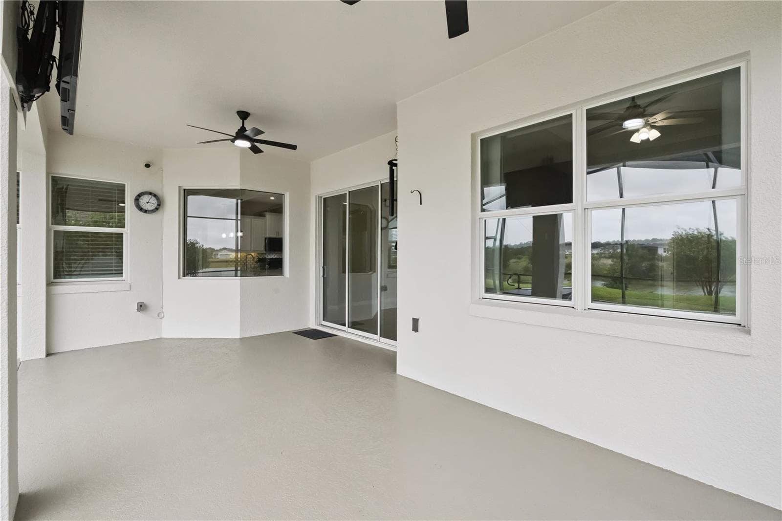 Single Family Residence at 8712 BRIDGEPORT BAY CIR, MOUNT DORA, photo 39 of 90