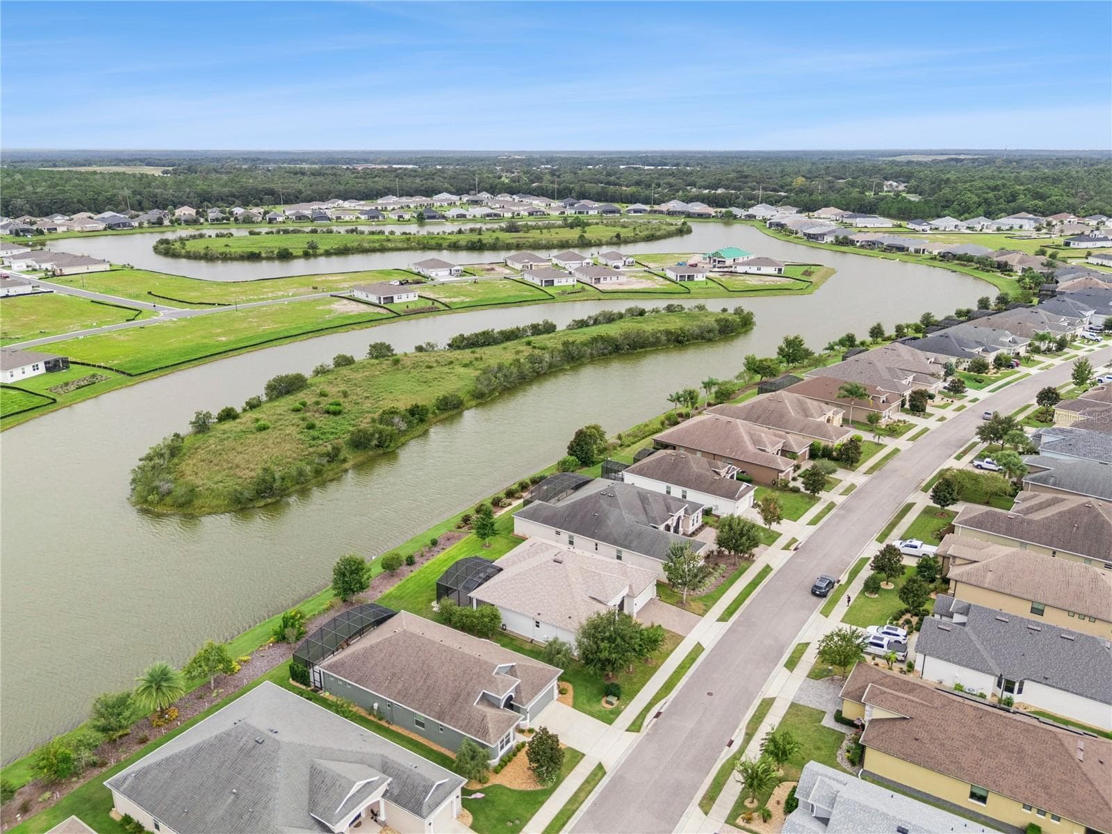 Single Family Residence at 8712 BRIDGEPORT BAY CIR, MOUNT DORA, photo 54 of 90