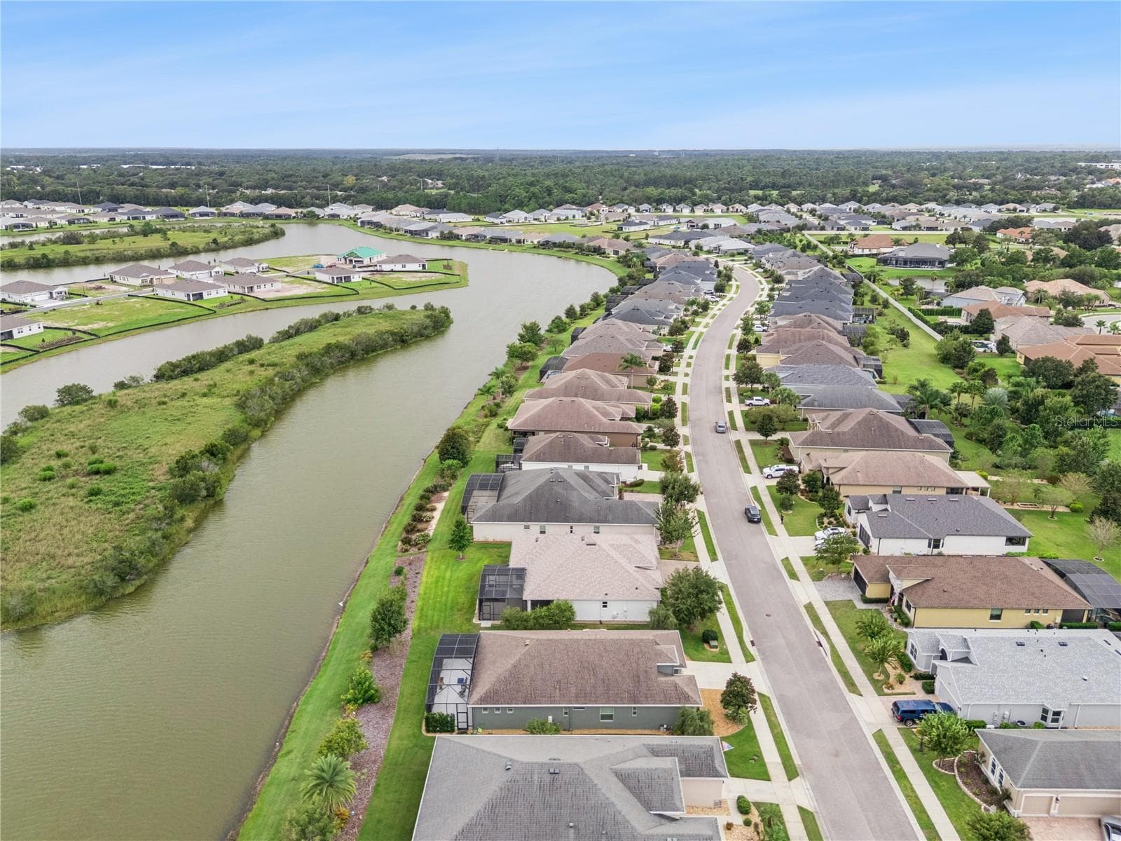 Single Family Residence at 8712 BRIDGEPORT BAY CIR, MOUNT DORA, photo 57 of 90