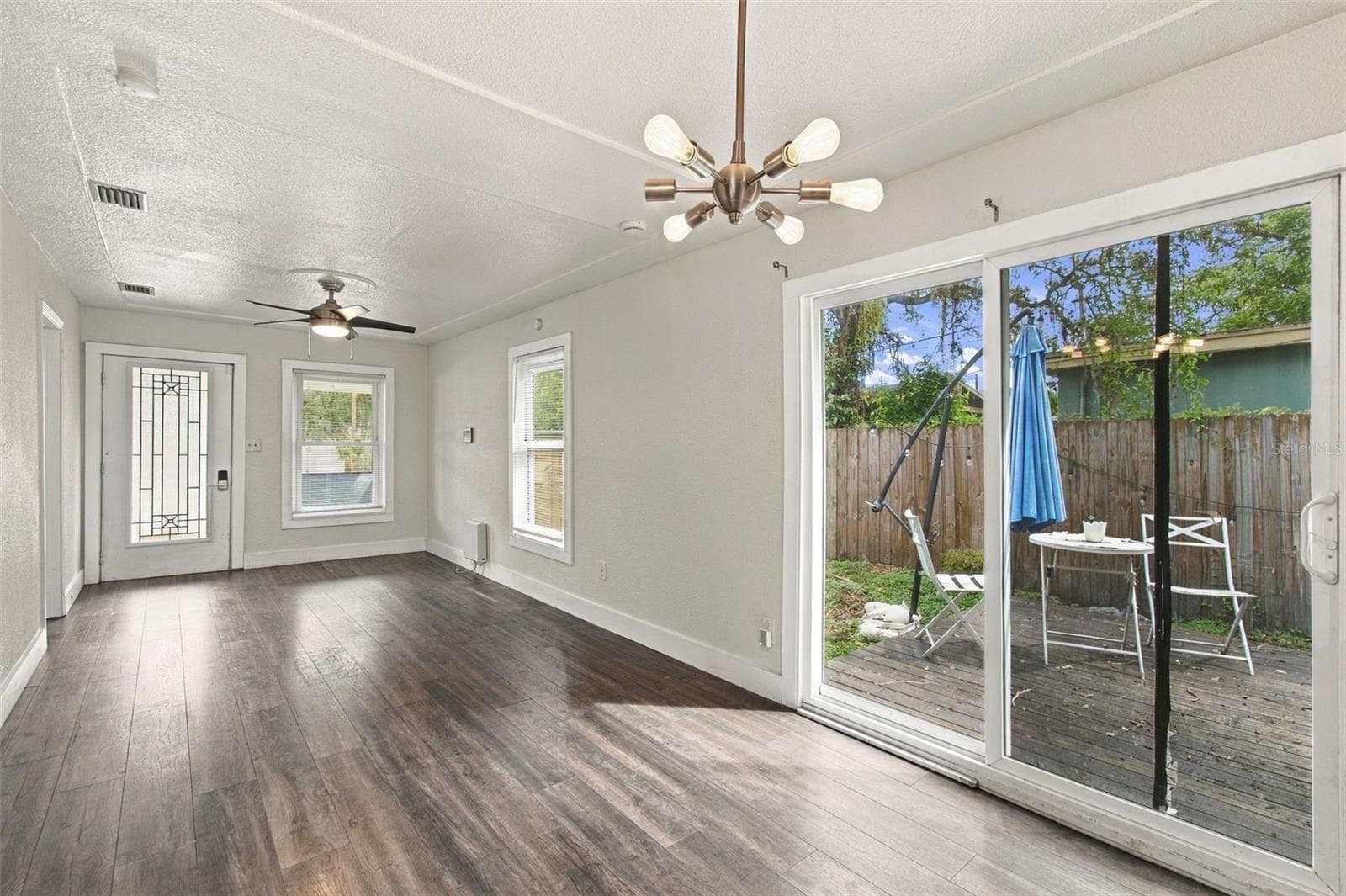 Single Family Residence at 1611 E GENESEE ST, TAMPA, photo 11 of 46