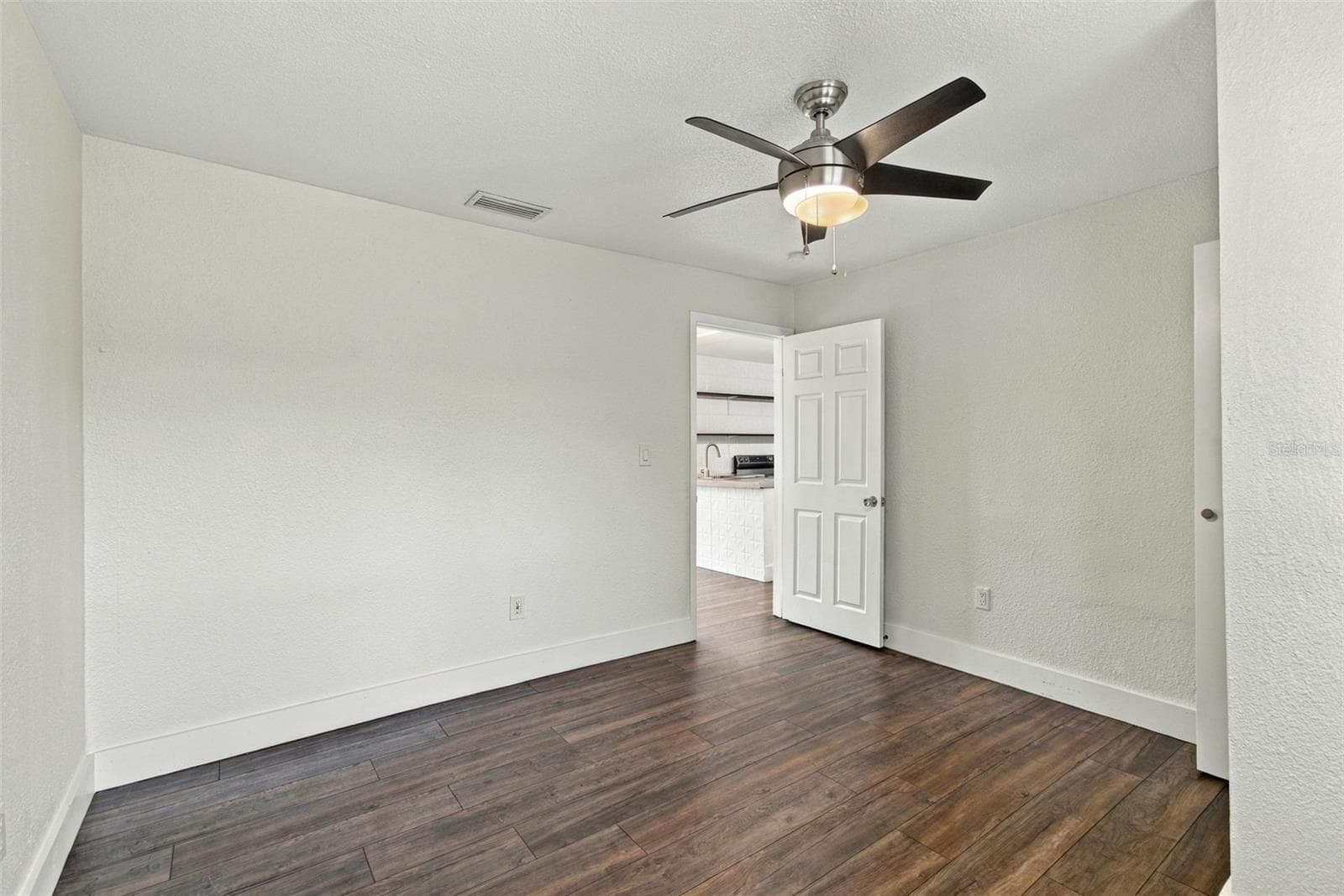 Single Family Residence at 1611 E GENESEE ST, TAMPA, photo 26 of 46