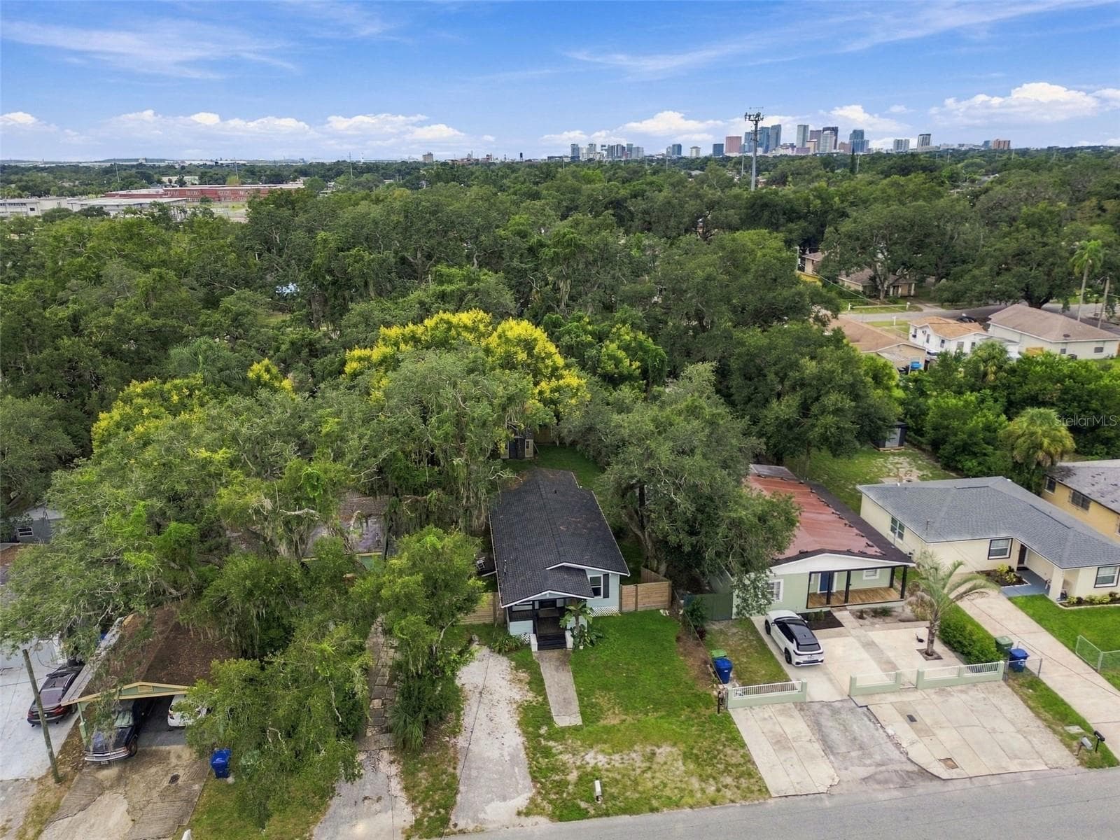 Single Family Residence at 1611 E GENESEE ST, TAMPA, photo 43 of 46