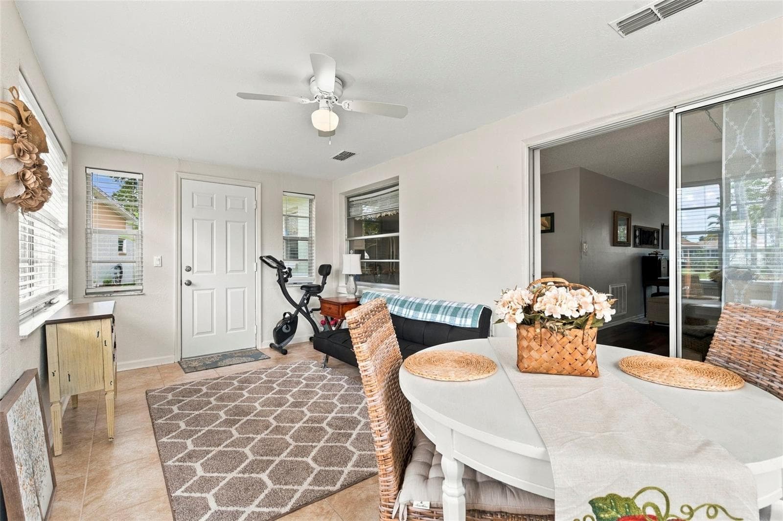 Single Family Residence at 4620 TIBURON DR, NEW PORT RICHEY, photo 11 of 57