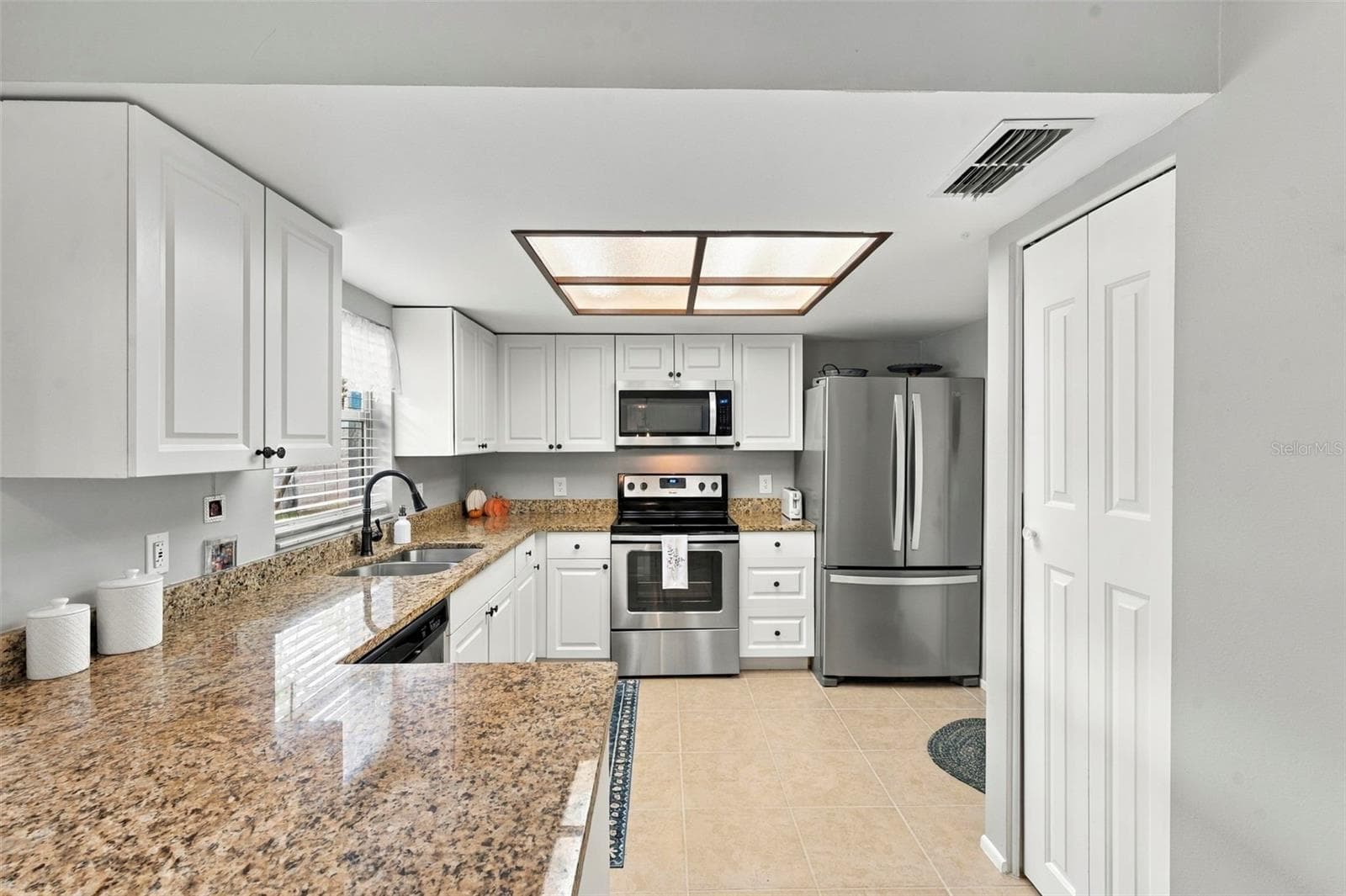 Single Family Residence at 4620 TIBURON DR, NEW PORT RICHEY, photo 16 of 57