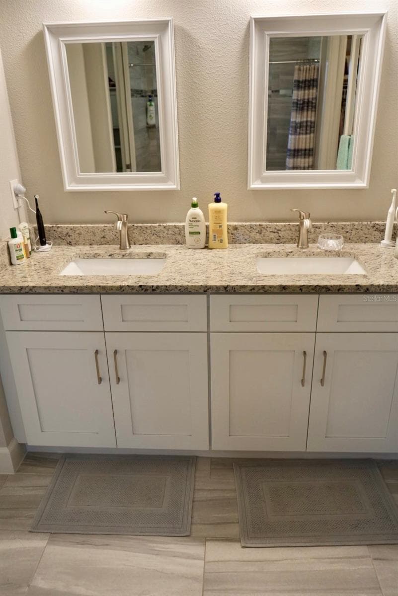 Primary Bathroom - 5168 GREENHOUSE AVE, NORTH PORT