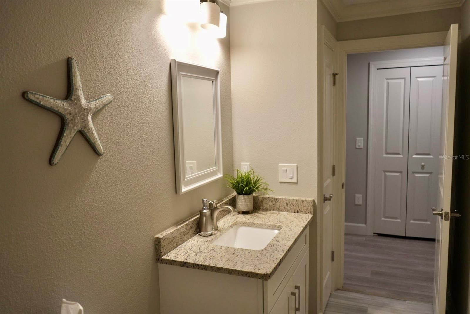 Guest Bathroom - 5168 GREENHOUSE AVE, NORTH PORT