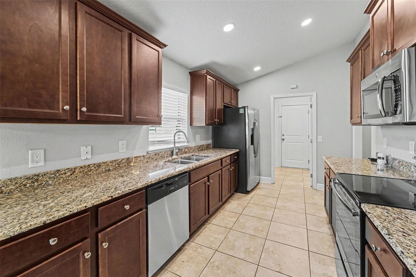 Single Family Residence at 13207 PRECEPT WAY, HUDSON, photo 12 of 39