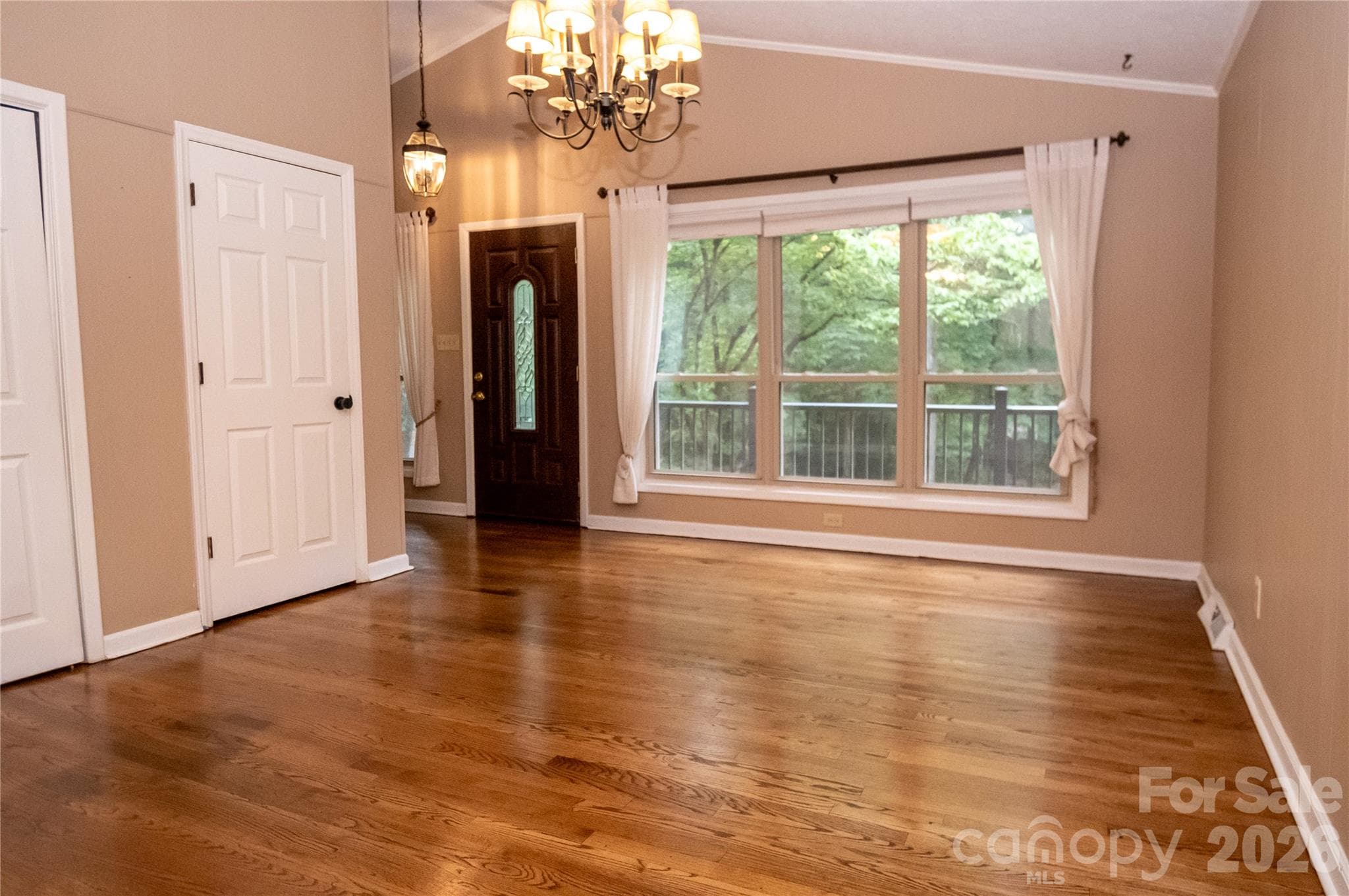 Single Family Residence at 204 Sherwood Place, Morganton, photo 10 of 31