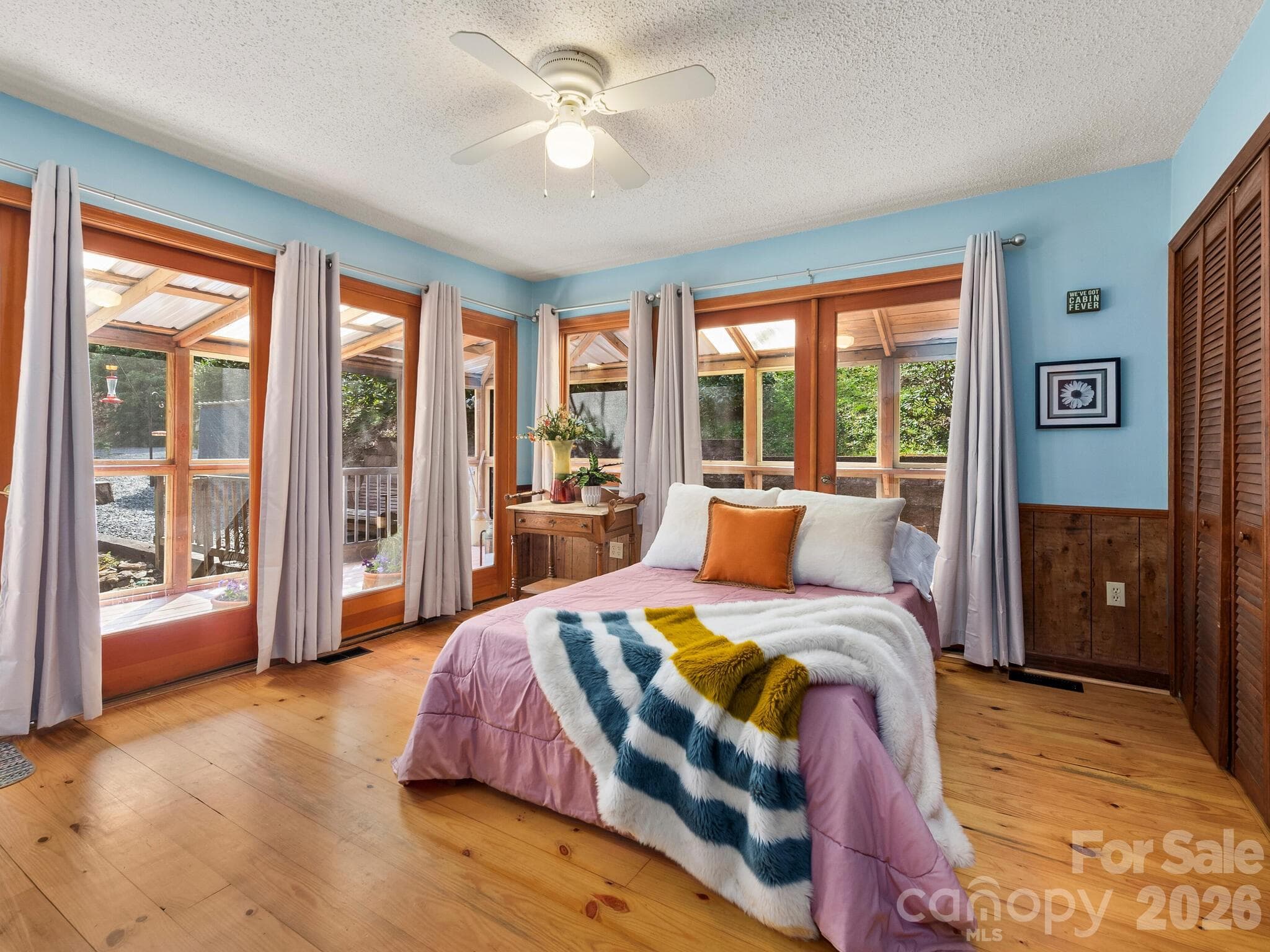 Single Family Residence at 70 Fox Run, Hot Springs, photo 10 of 29