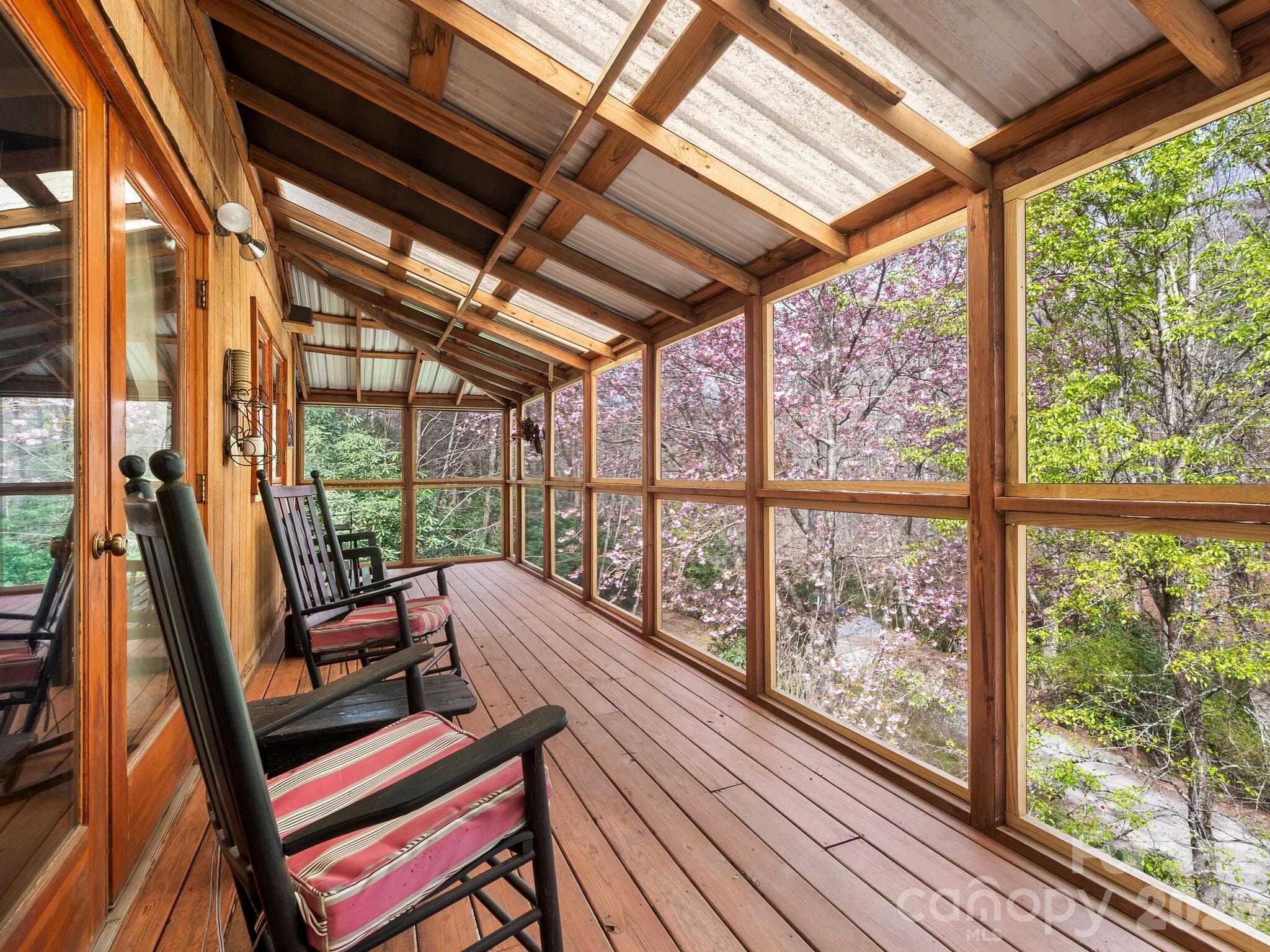 Single Family Residence at 70 Fox Run, Hot Springs, photo 20 of 29