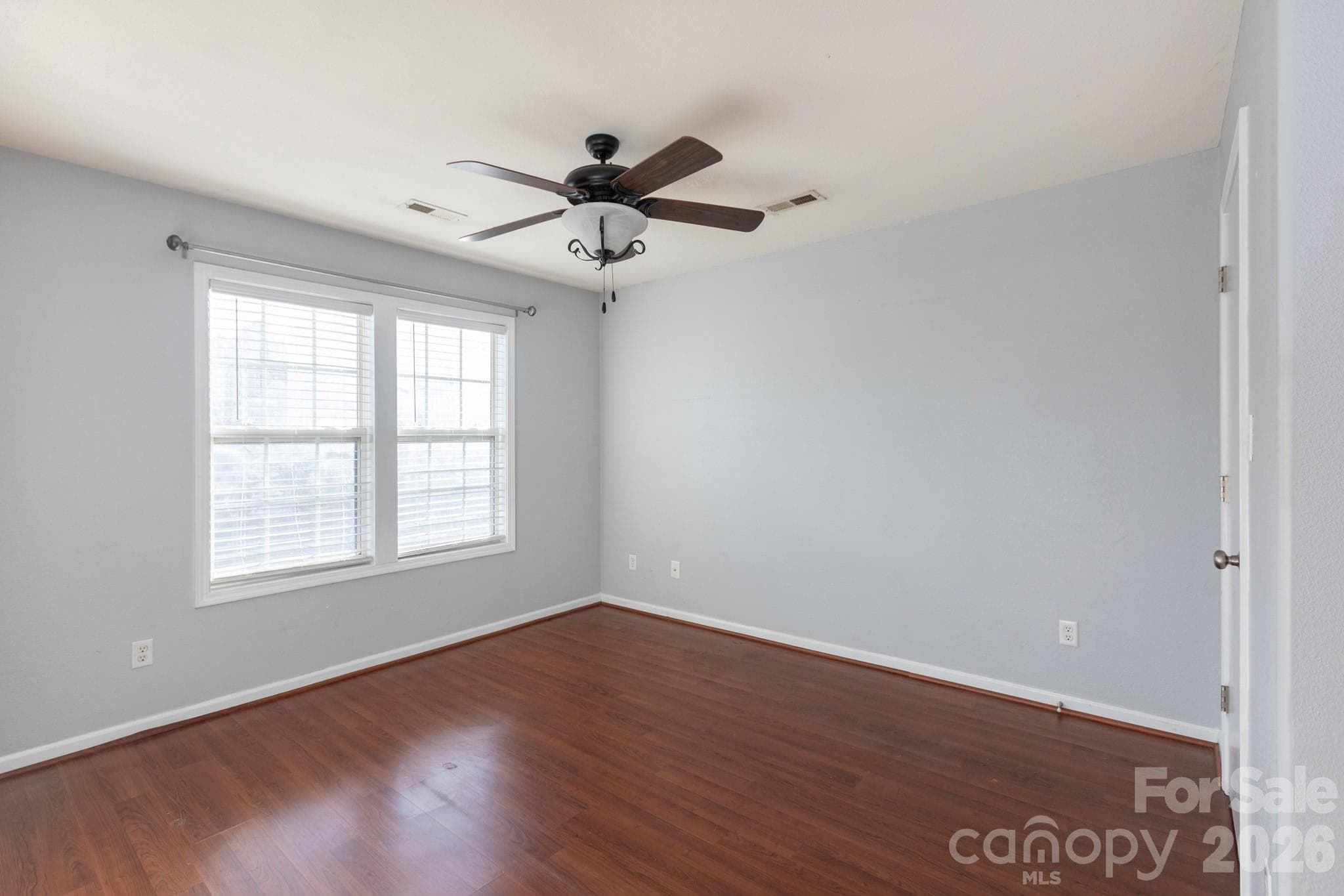 Single Family Residence at 1521 Hyacinth Court, Charlotte, photo 12 of 23