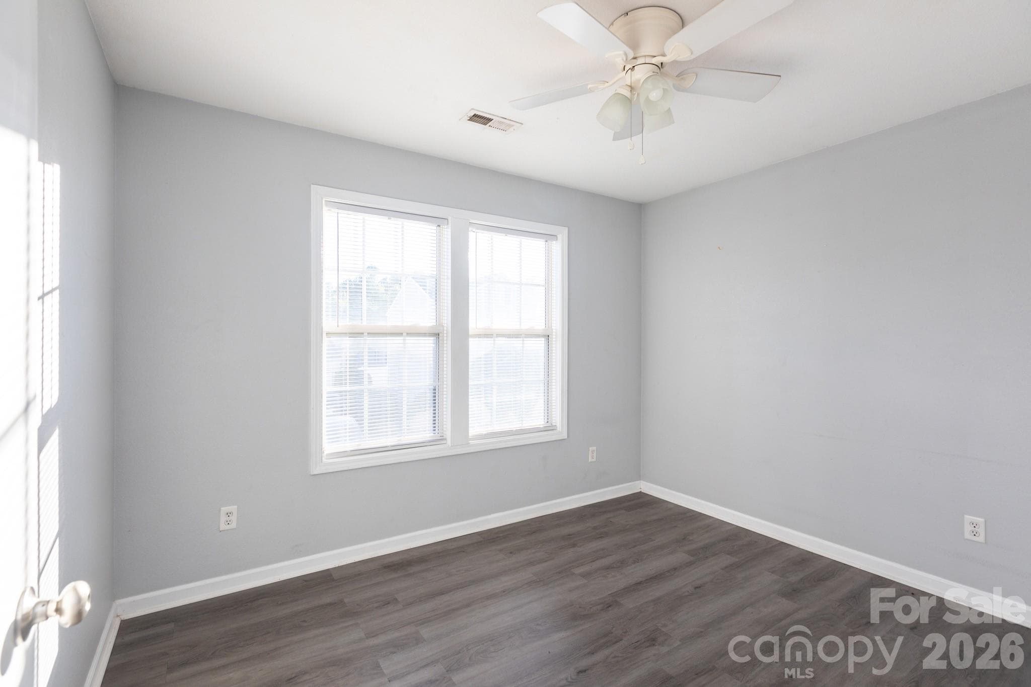 Single Family Residence at 1521 Hyacinth Court, Charlotte, photo 16 of 23