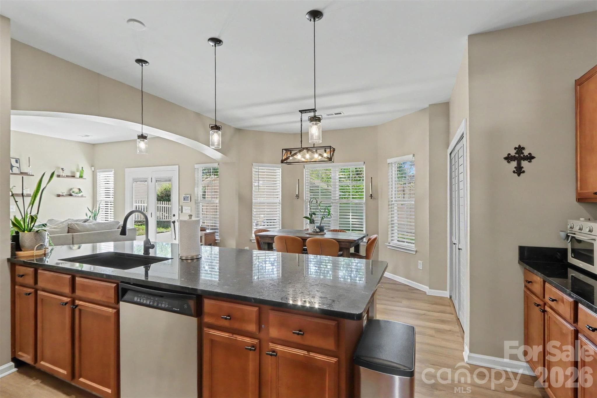 Single Family Residence at 11122 Aprilia Lane, Cornelius, photo 9 of 26