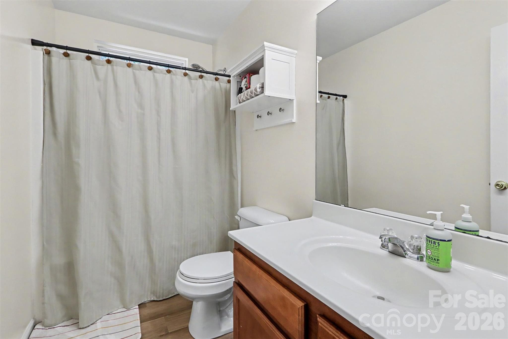 Single Family Residence at 11122 Aprilia Lane, Cornelius, photo 15 of 26