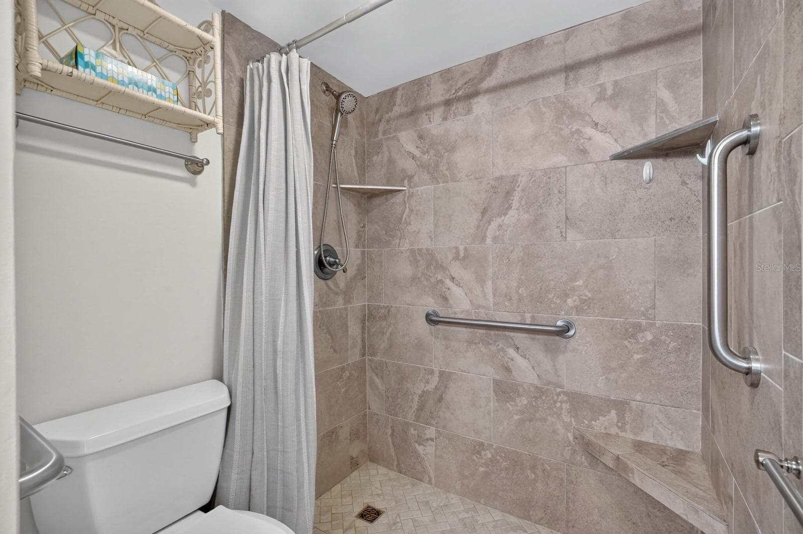 Condominium at 3047 S ATLANTIC AVE #J010, DAYTONA BEACH SHORES, photo 18 of 41