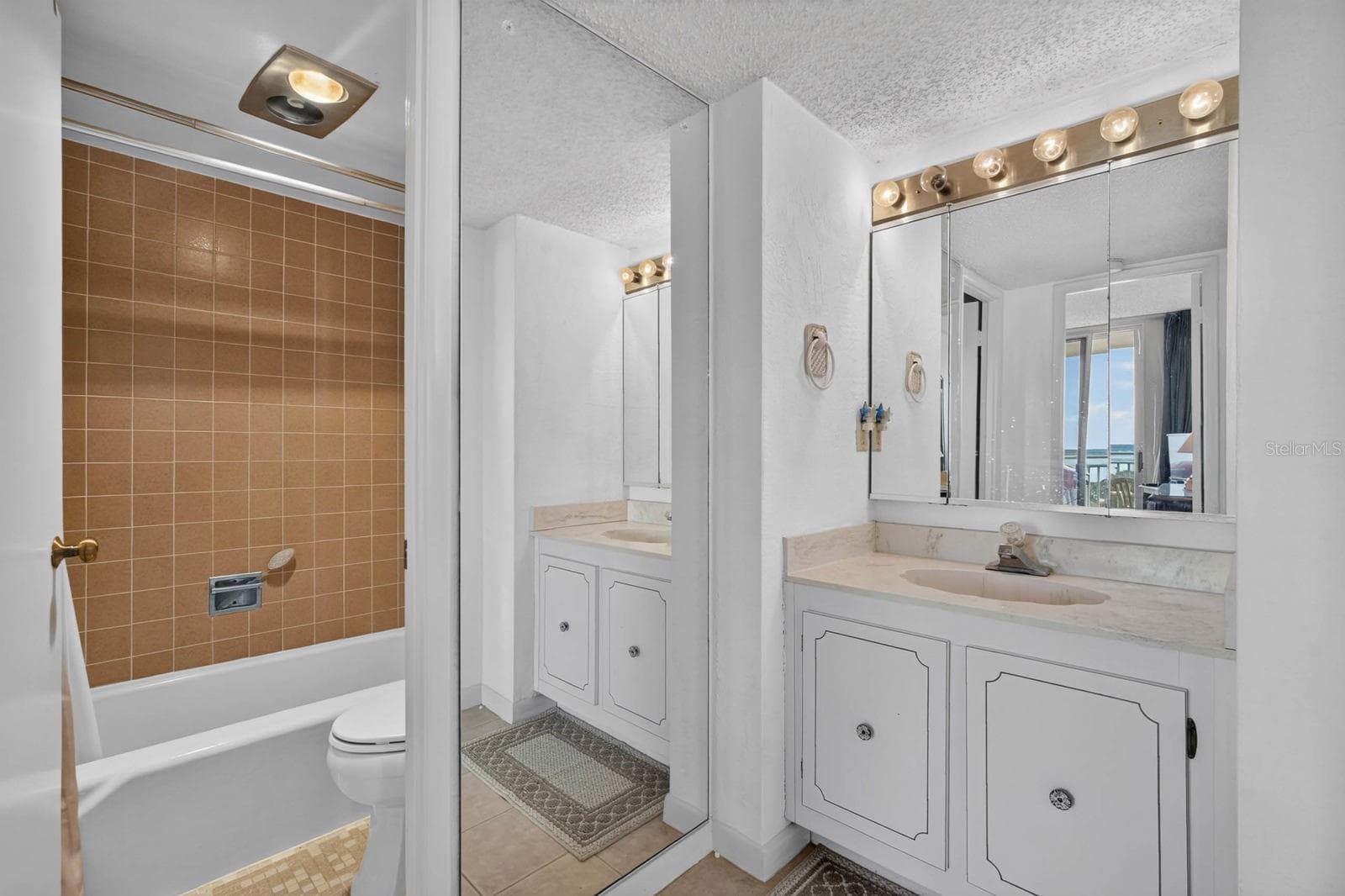 Condominium at 3047 S ATLANTIC AVE #J010, DAYTONA BEACH SHORES, photo 22 of 41