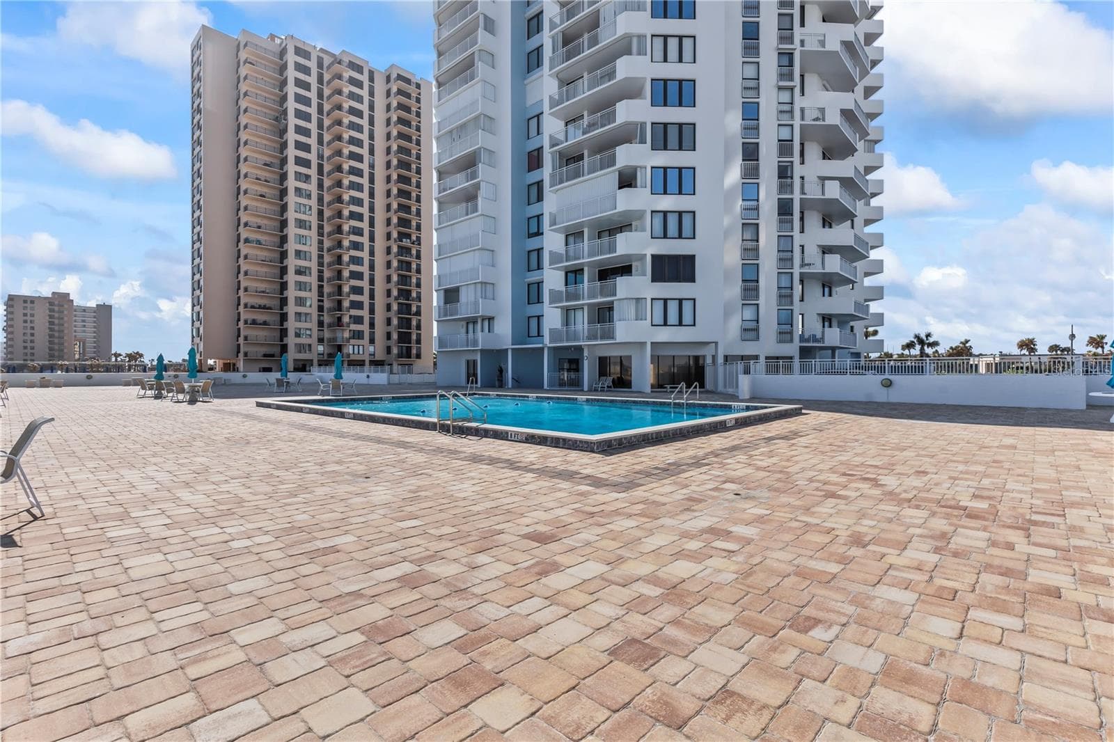 Condominium at 3047 S ATLANTIC AVE #J010, DAYTONA BEACH SHORES, photo 32 of 41