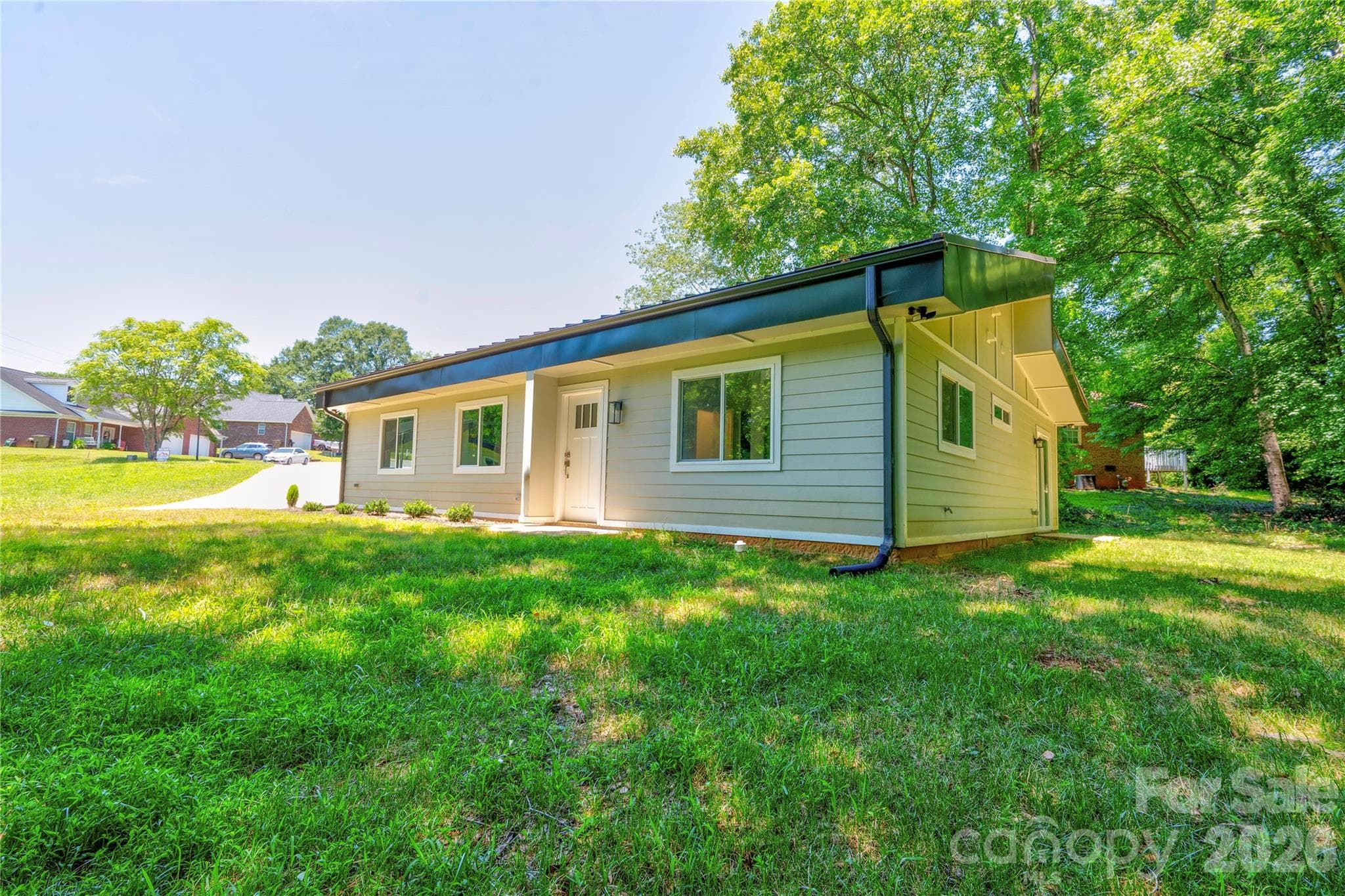 RIGHT SIDE - 900 Linney Lane, Shelby