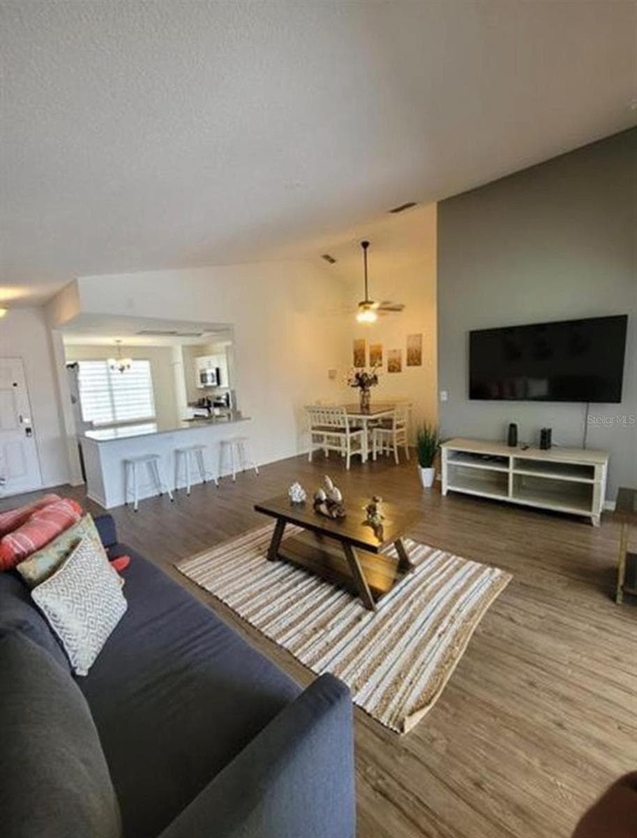 Single Family Residence at 4358 CREEKSIDE BLVD, KISSIMMEE, photo 9 of 13