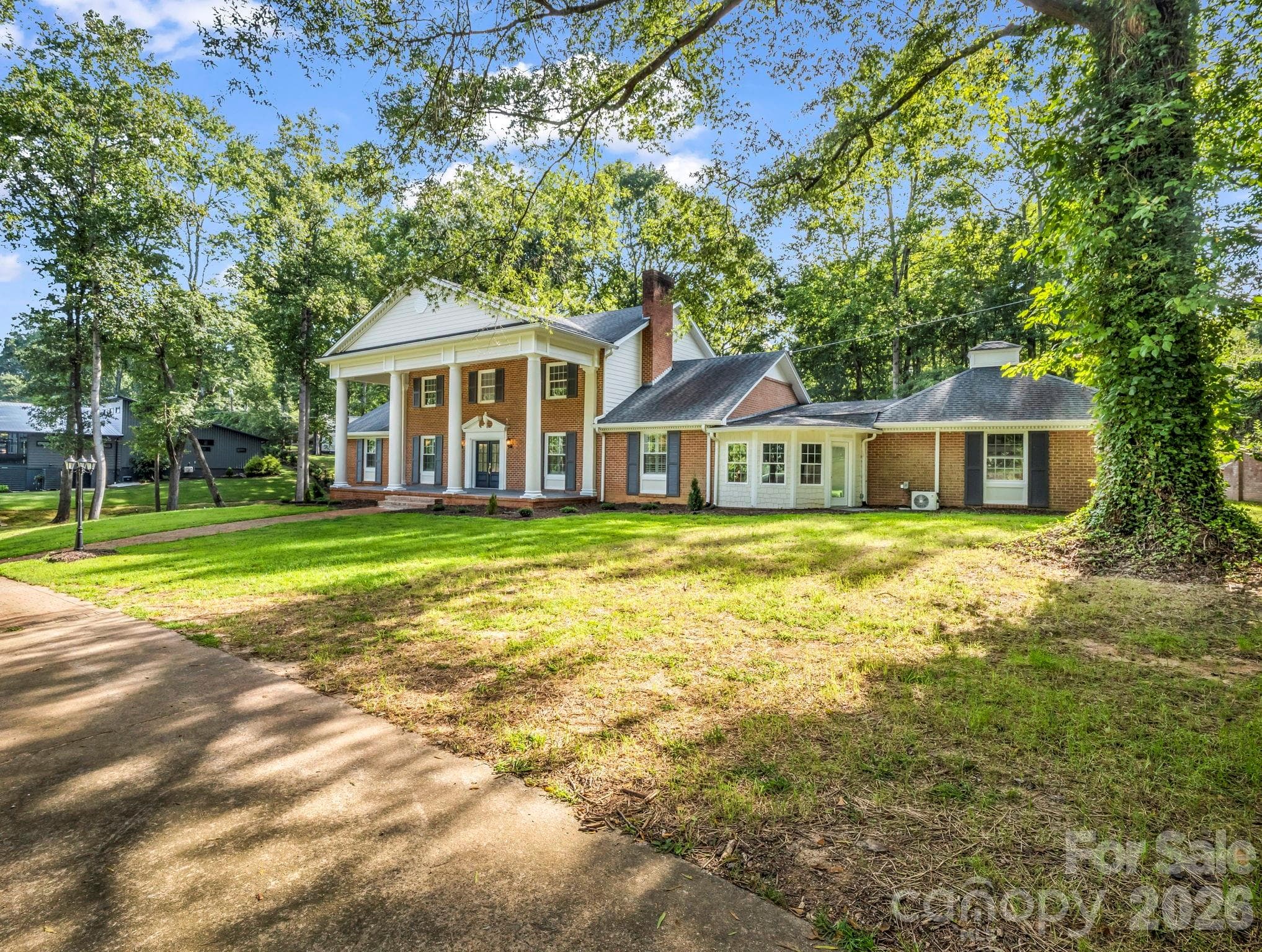 Single Family Residence at 320 Country Club Acres None, Shelby, photo 4 of 96