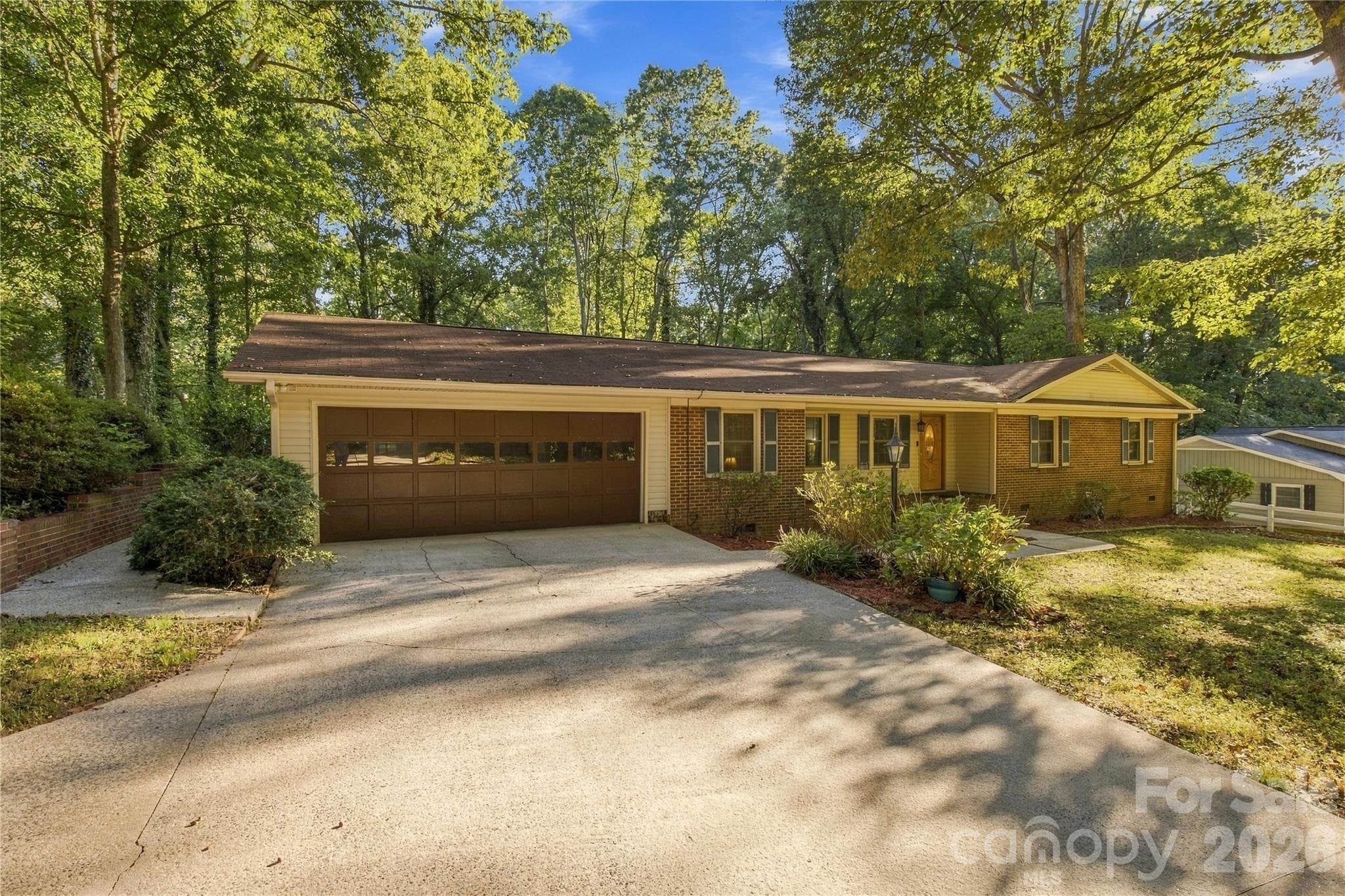 Single Family Residence at 2604 Shearer Drive, Statesville, photo 4 of 39