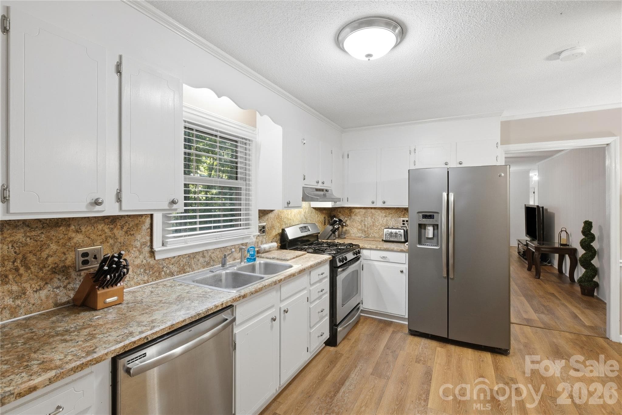 Single Family Residence at 2604 Shearer Drive, Statesville, photo 12 of 39