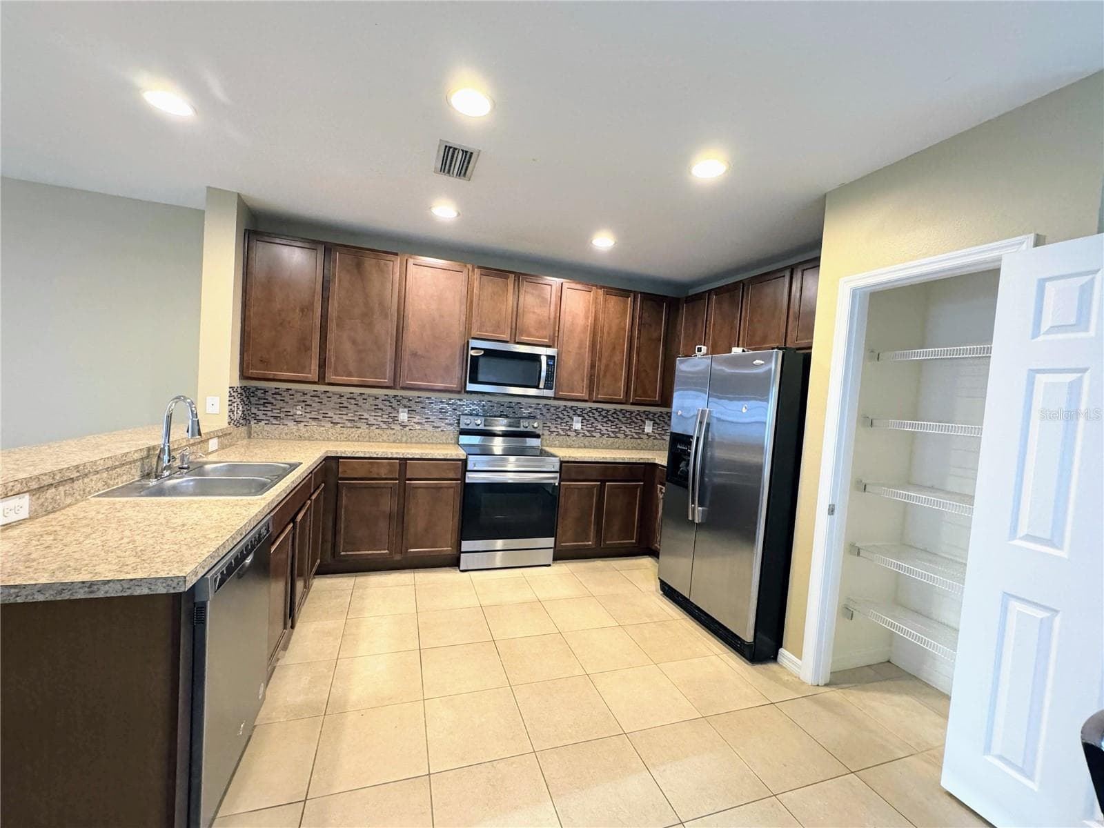 Kitchen & Dining - 6703 46TH LN N, PINELLAS PARK
