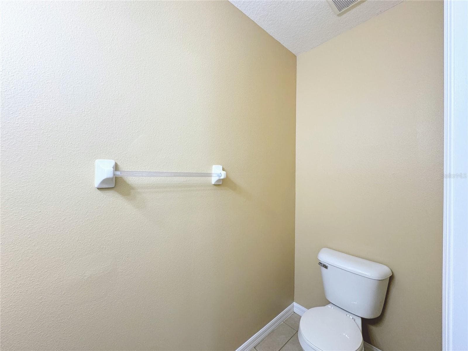 Bath 1 - 6703 46TH LN N, PINELLAS PARK
