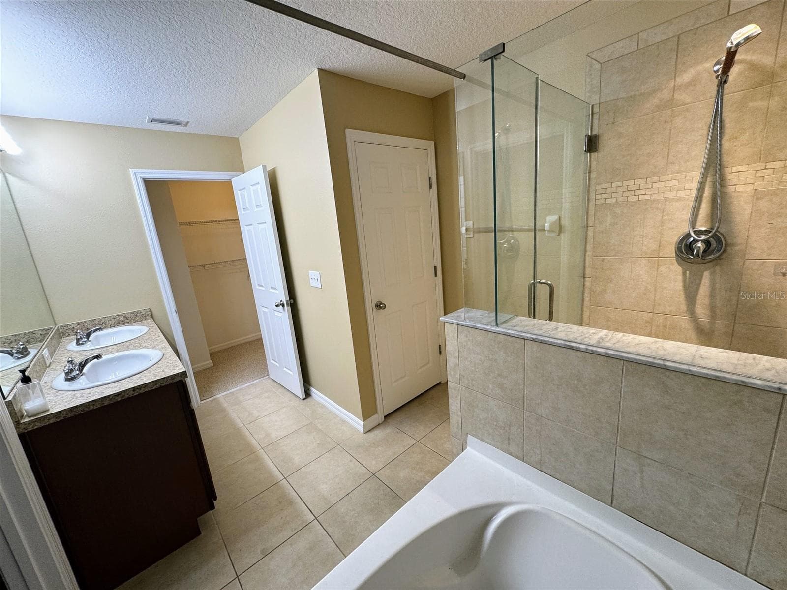 Master Bath - 6703 46TH LN N, PINELLAS PARK