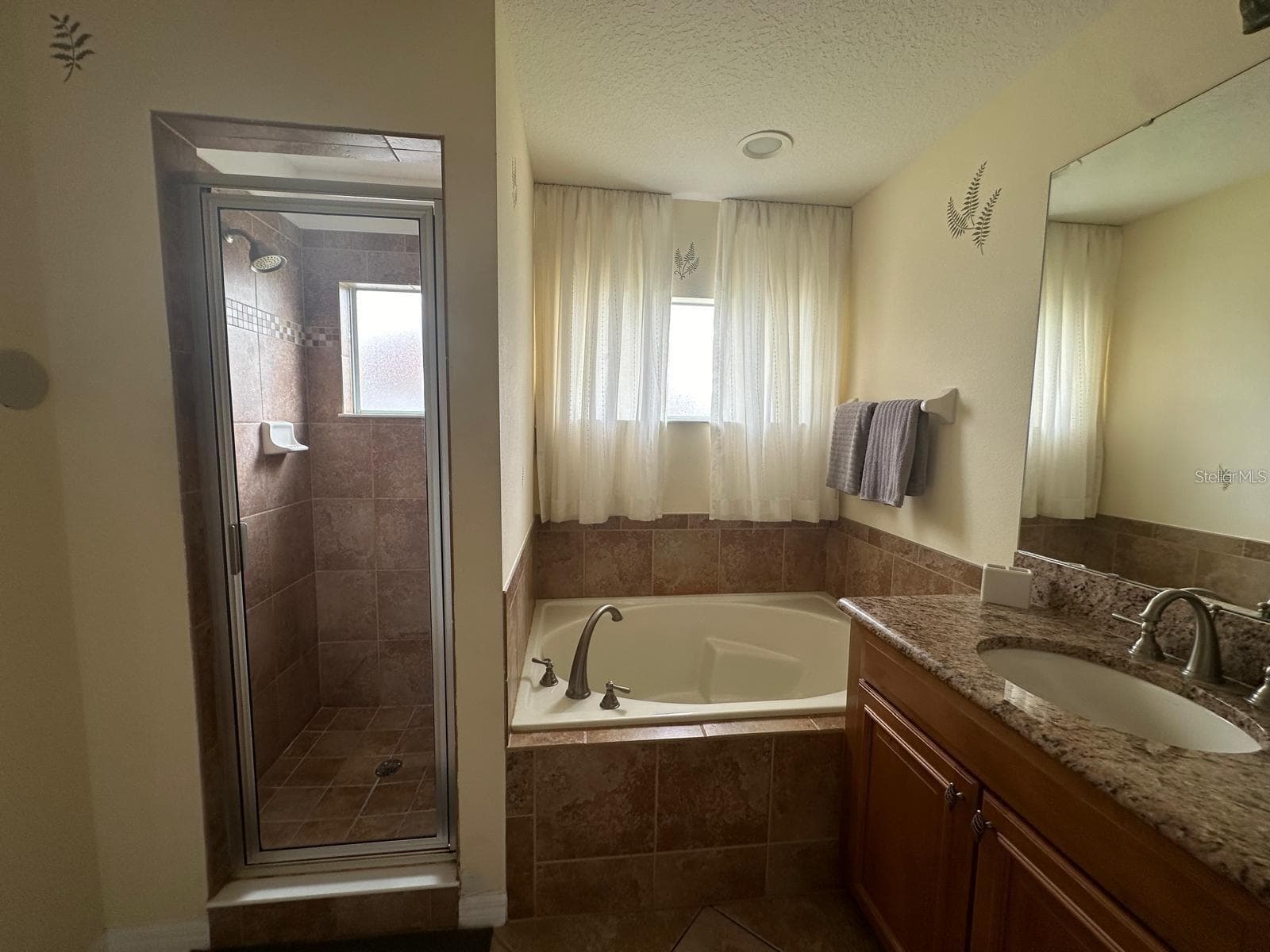 Single Family Residence at 4520 STELLA ST, KISSIMMEE, photo 20 of 29