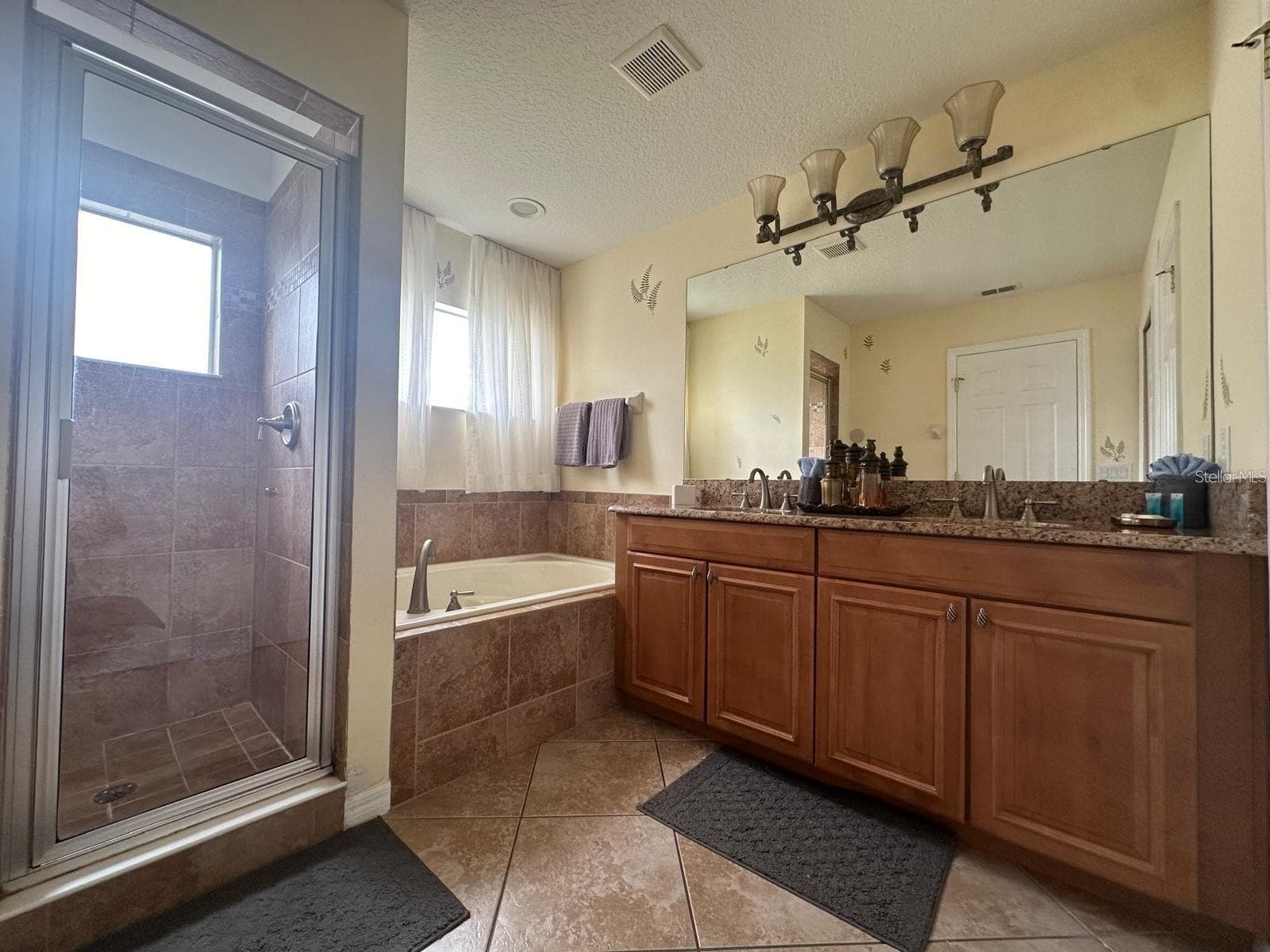 Single Family Residence at 4520 STELLA ST, KISSIMMEE, photo 21 of 29