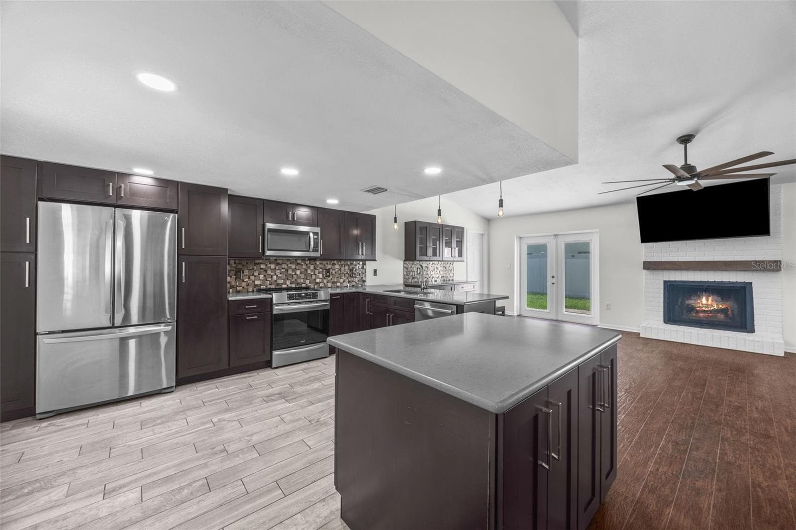 Single Family Residence at 7892 SUNDOWN DR N, ST PETERSBURG, photo 27 of 56