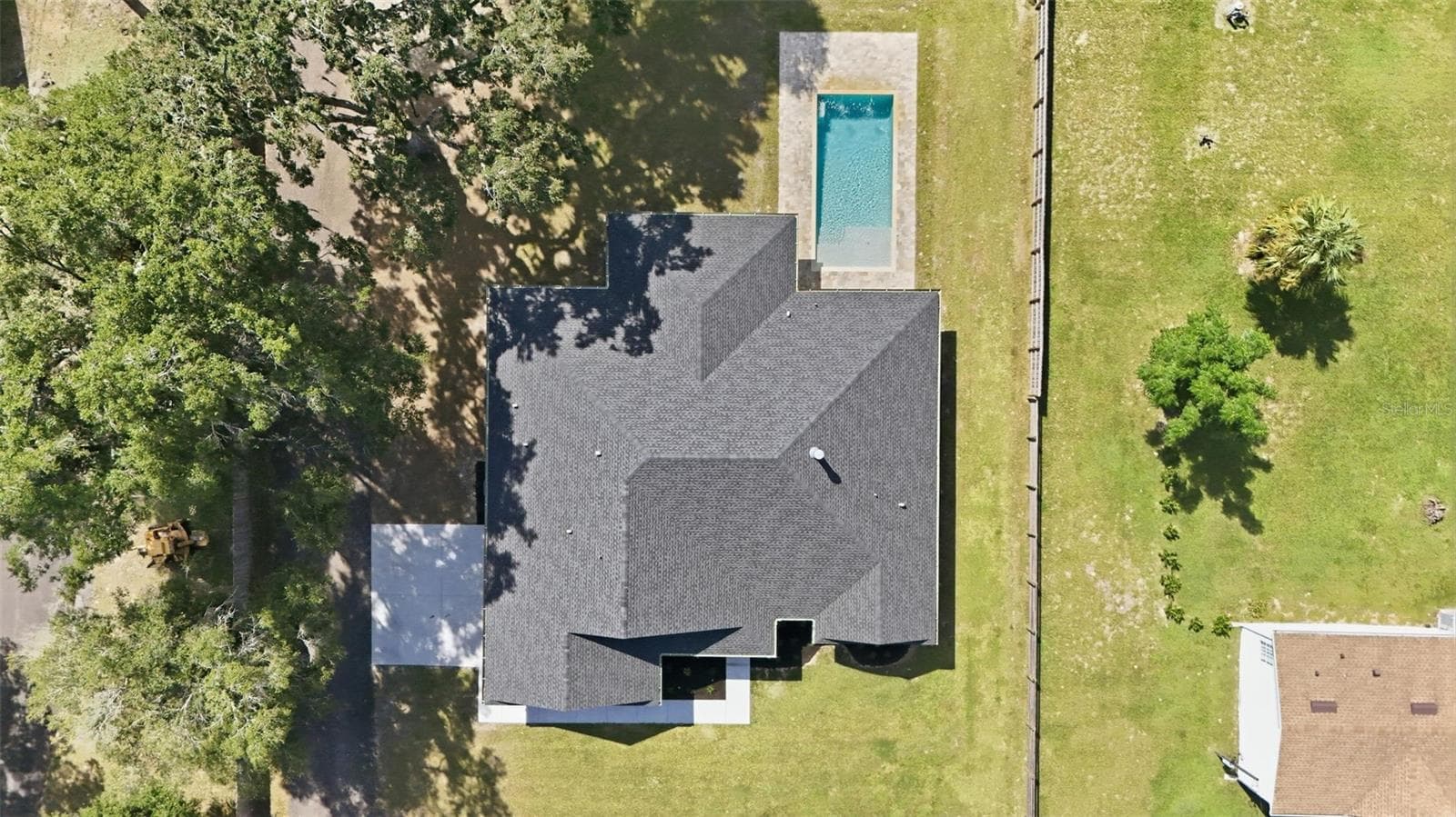 Single Family Residence at 19106 CLAYTON TRL, ALTOONA, photo 72 of 77