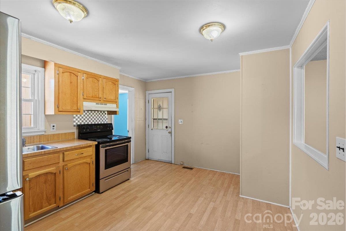 Single Family Residence at 101 Cedar Lane, Mount Holly, photo 6 of 24