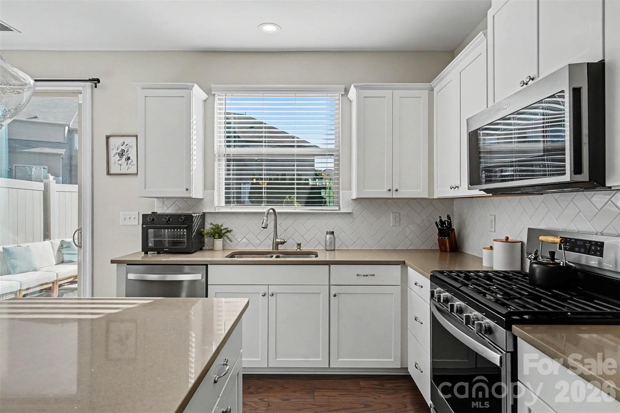 Townhouse at 5624 Garrow Glen Road, Charlotte, photo 9 of 28