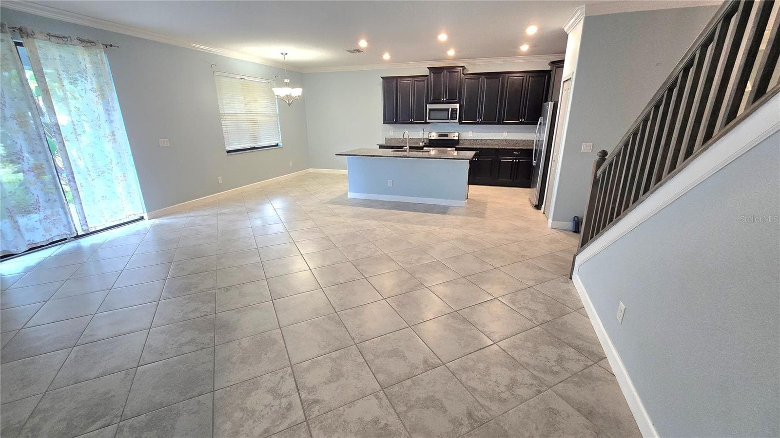 Single Family Residence at 13917 ROSEATE TERN LN, RIVERVIEW, photo 6 of 45