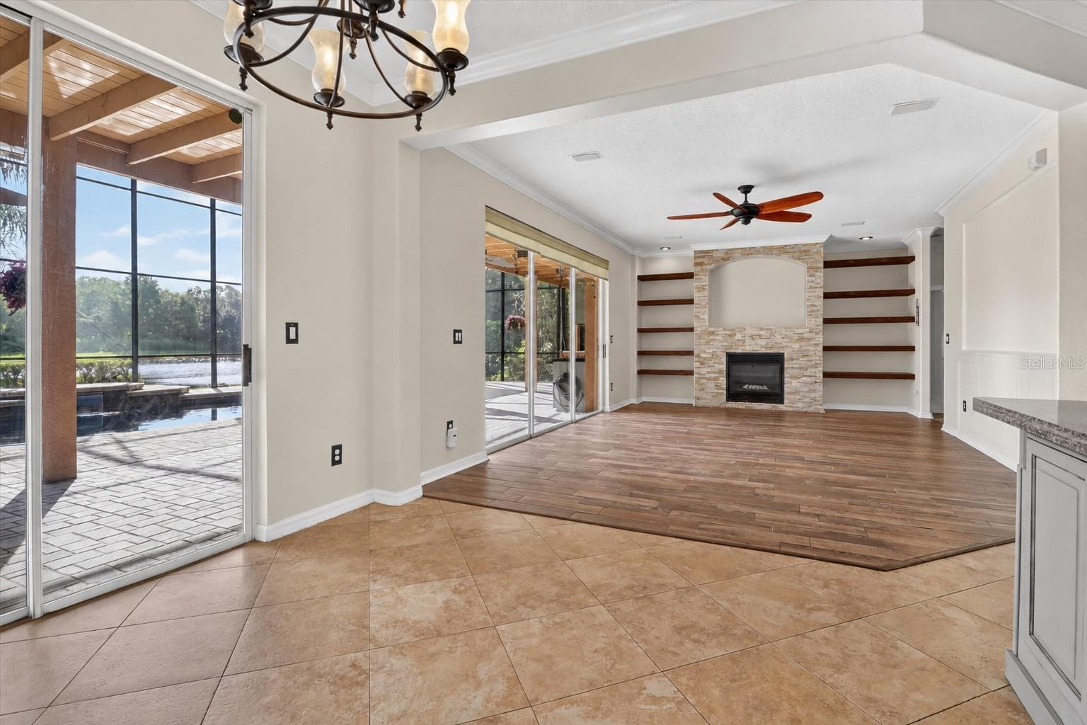 Not staged Living room - 2109 WEMBLEY PL, OVIEDO
