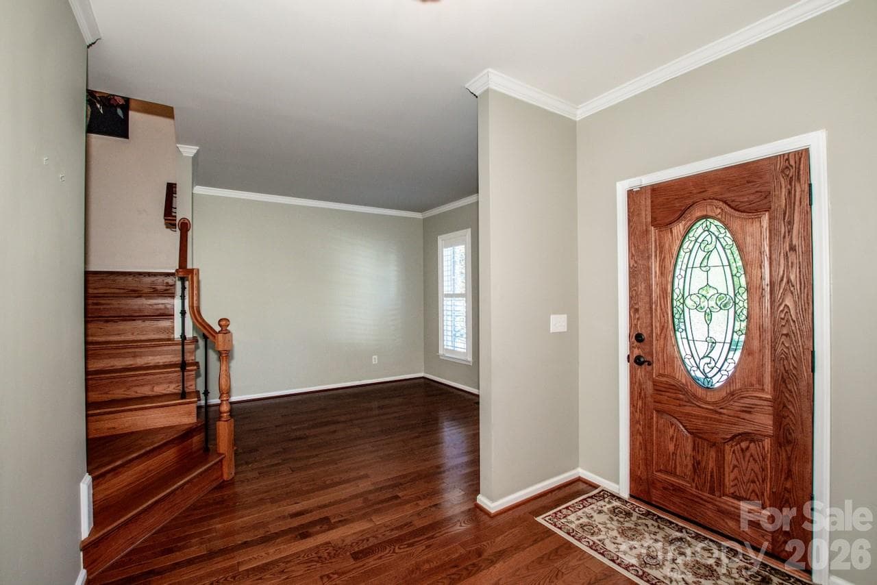 Single Family Residence at 16908 Hampton Crossing Drive, Huntersville, photo 4 of 36