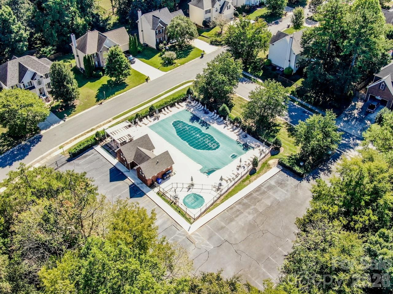 Pool is Closed for the Season - 16908 Hampton Crossing Drive, Huntersville