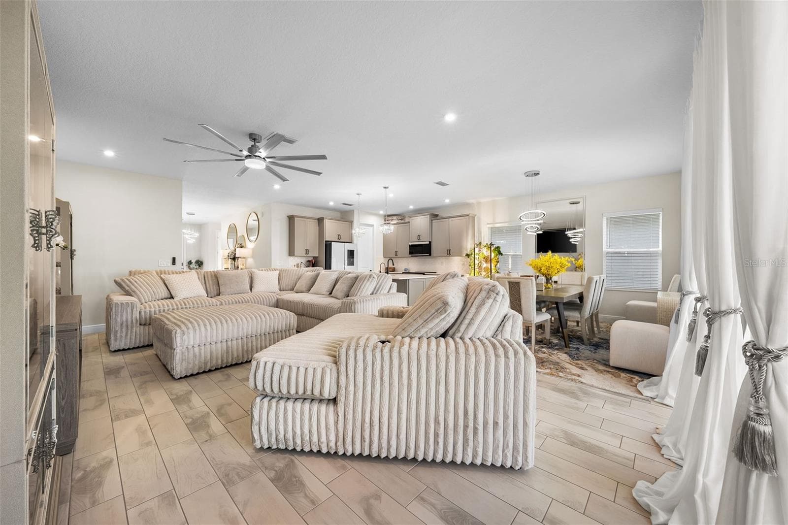 Single Family Residence at 6252 HIDDEN BRANCH DR, APOLLO BEACH, photo 25 of 64