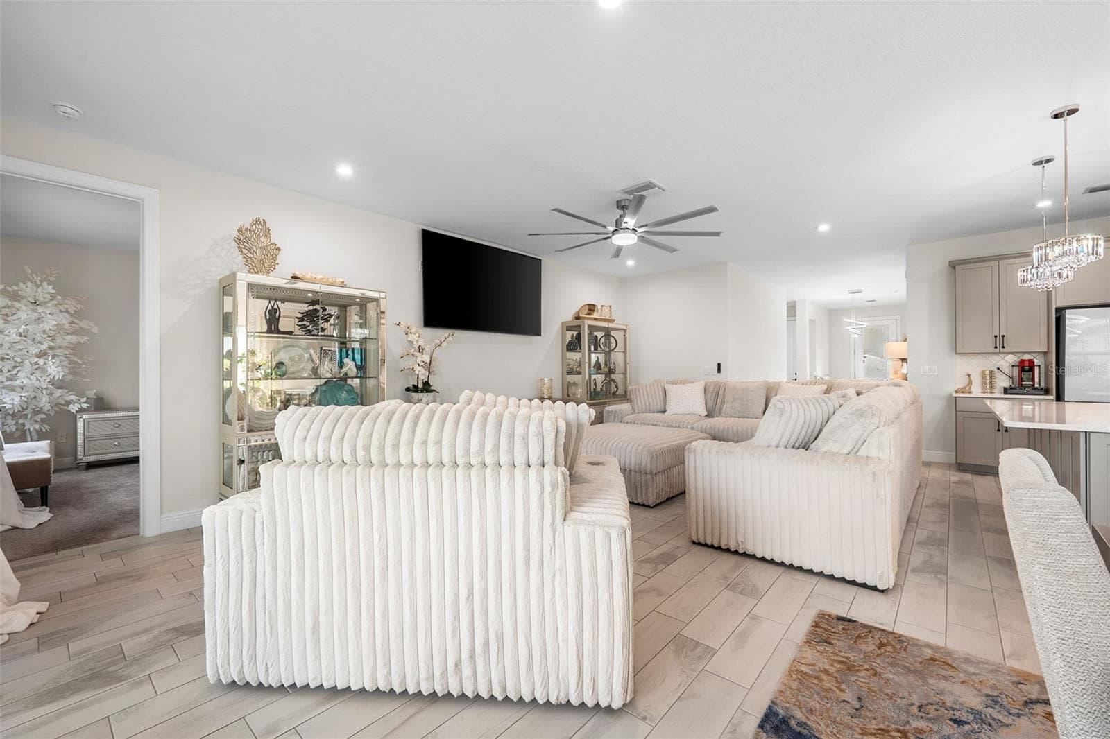 Single Family Residence at 6252 HIDDEN BRANCH DR, APOLLO BEACH, photo 29 of 64