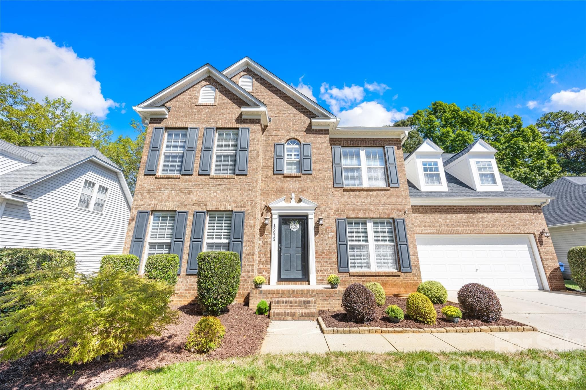 Single Family Residence at 13615 Edgetree Drive, Pineville, photo 8 of 42