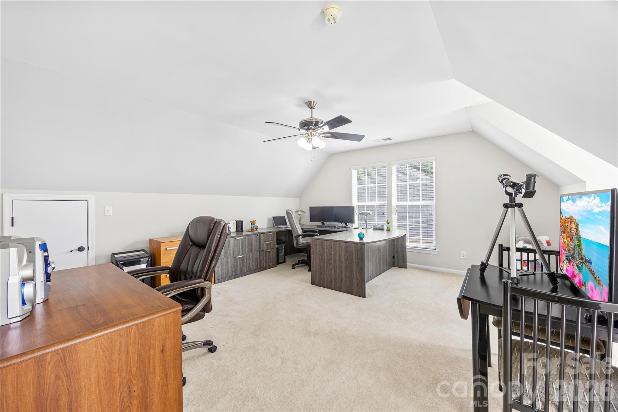 Single Family Residence at 13615 Edgetree Drive, Pineville, photo 26 of 42