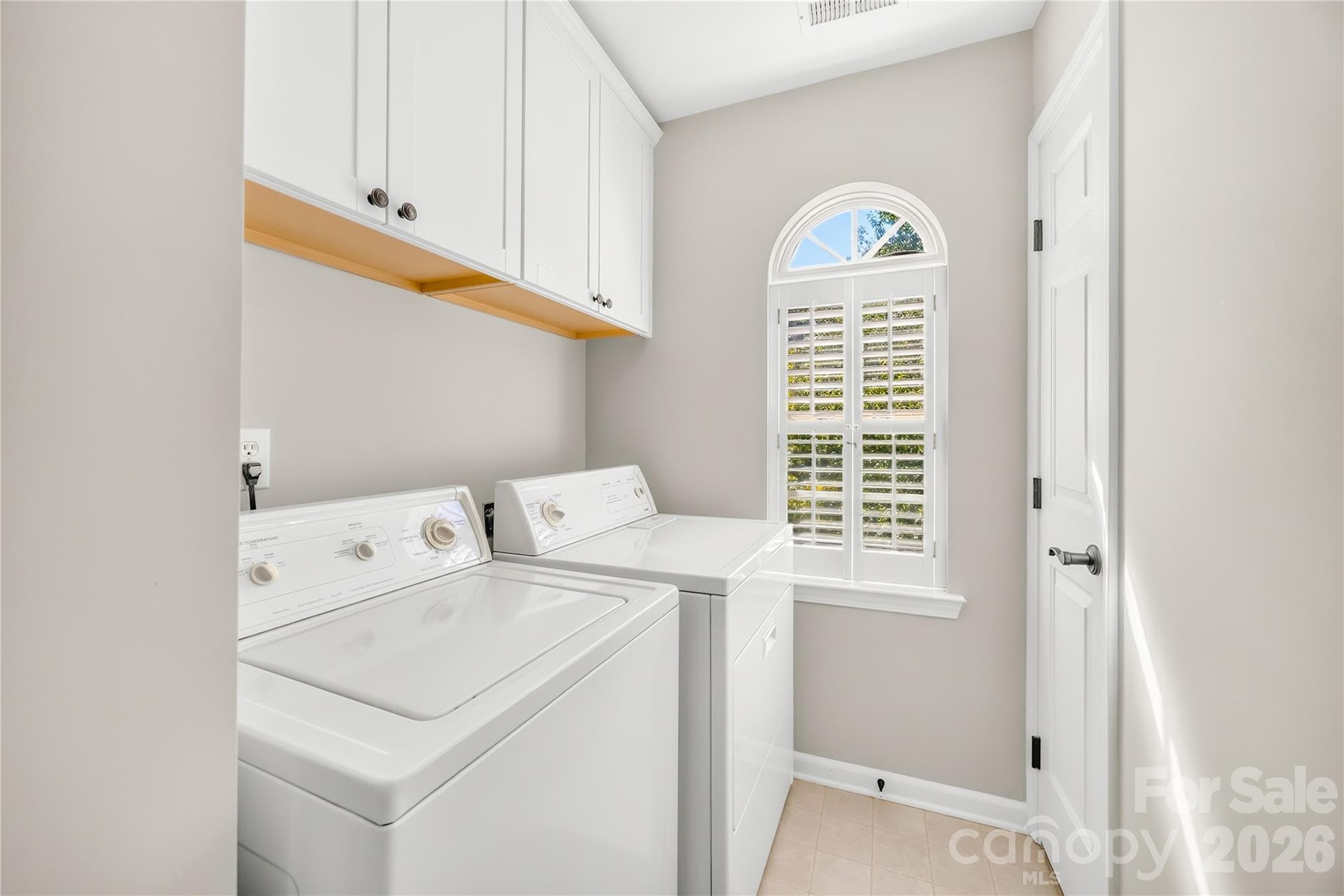 Single Family Residence at 13615 Edgetree Drive, Pineville, photo 28 of 42